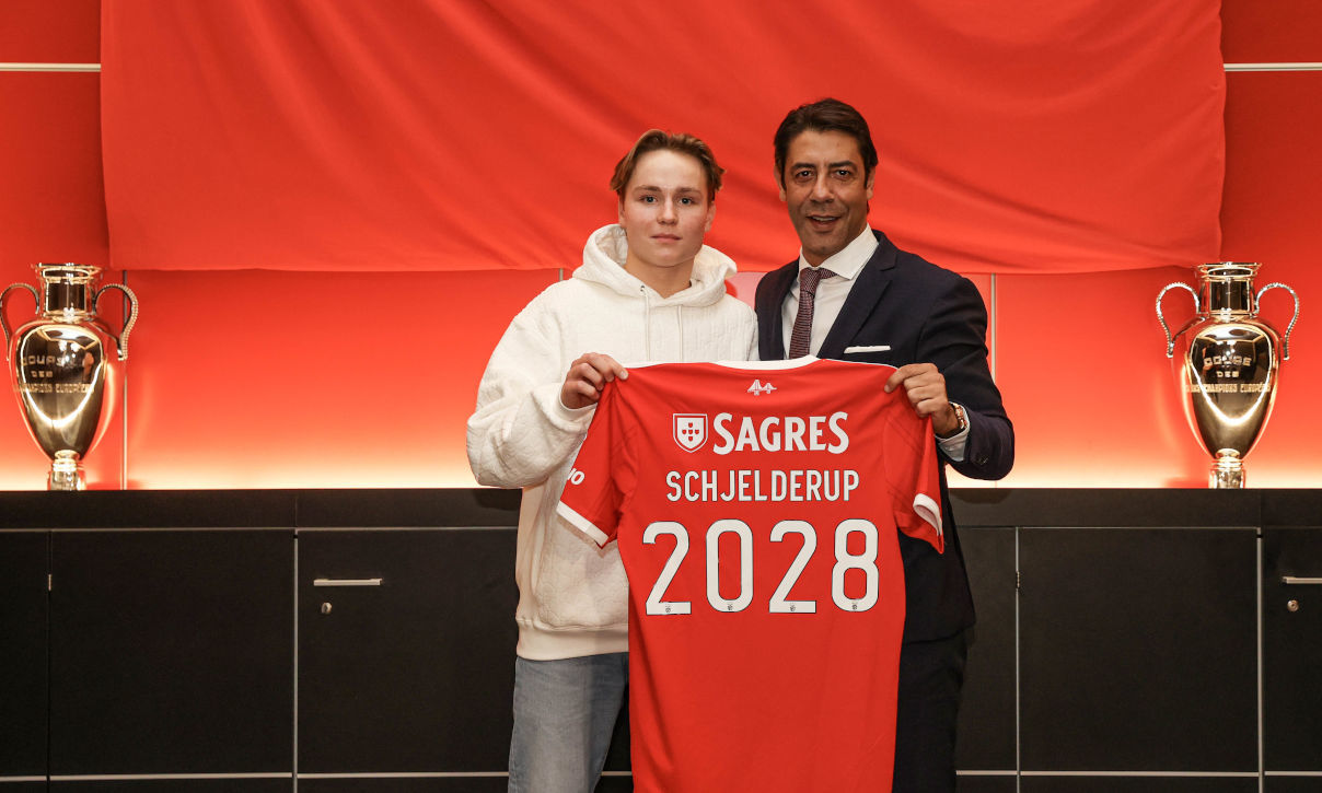 Karadas: “Não temos só olhos azuis, temos muita qualidade. A aposta do Benfica é muito boa”