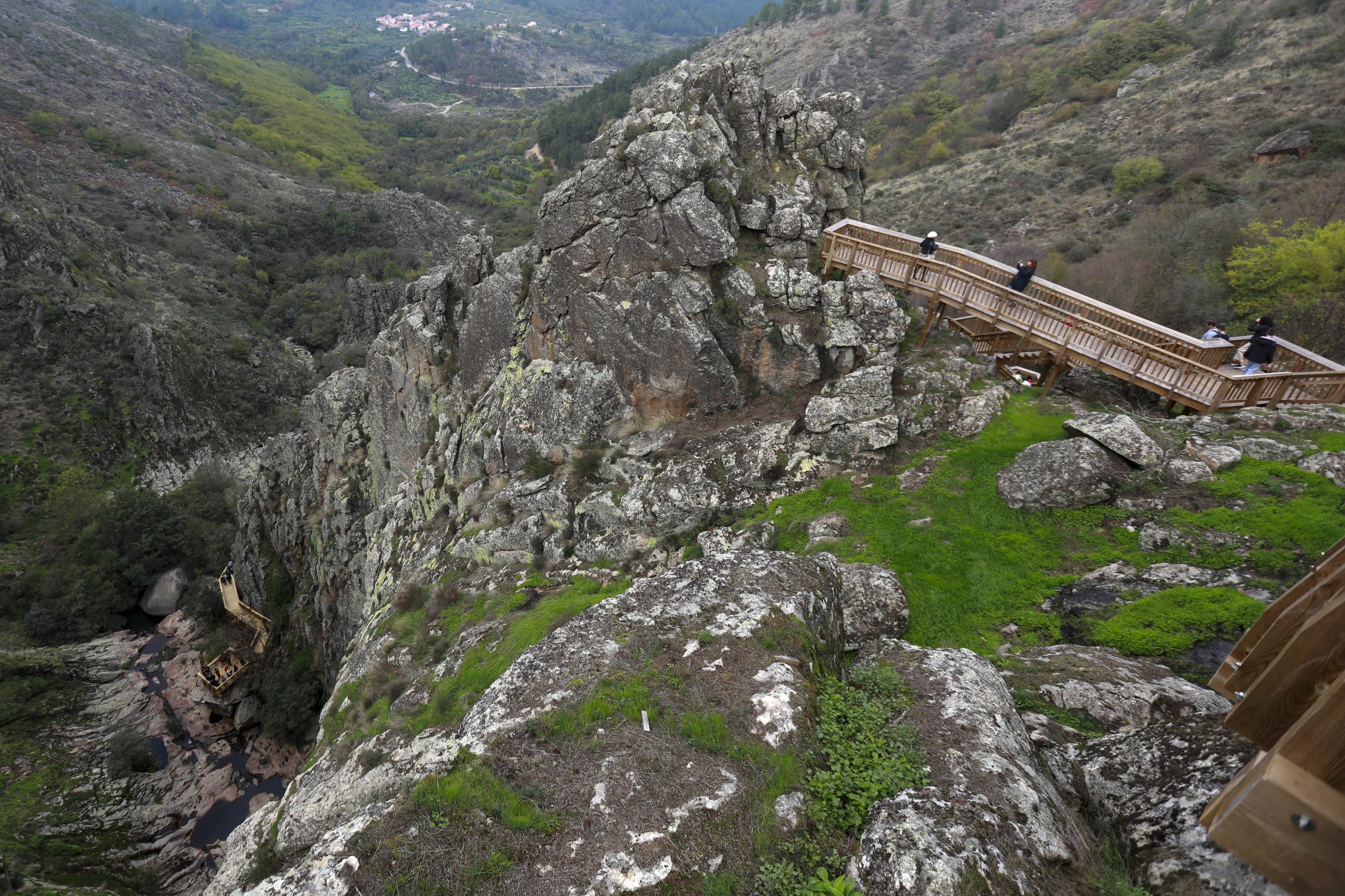 Atleta de 71 anos morre em prova do Circuito Nacional de Trail Ultra na Serra da Estrela