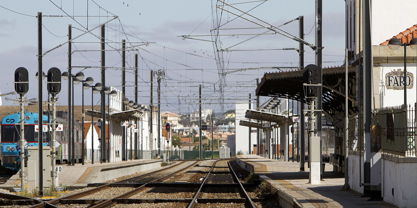 Adjudicado estudo técnico para traçado de metrobus entre Faro, Loulé e Olhão