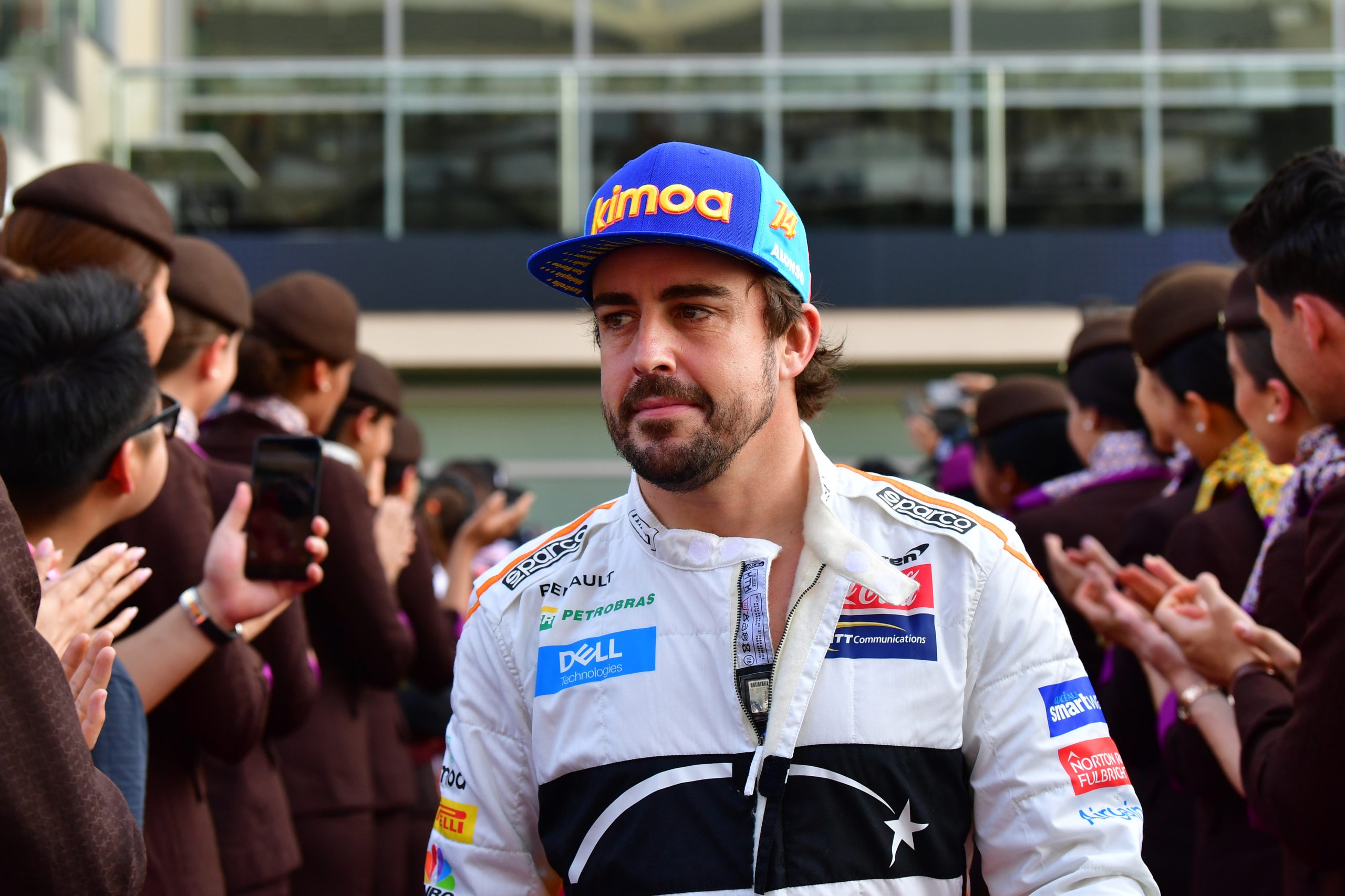 “Estou extremamente feliz por retornar à Fórmula 1”. Fernando Alonso confirma regresso à modalidade pela Renault