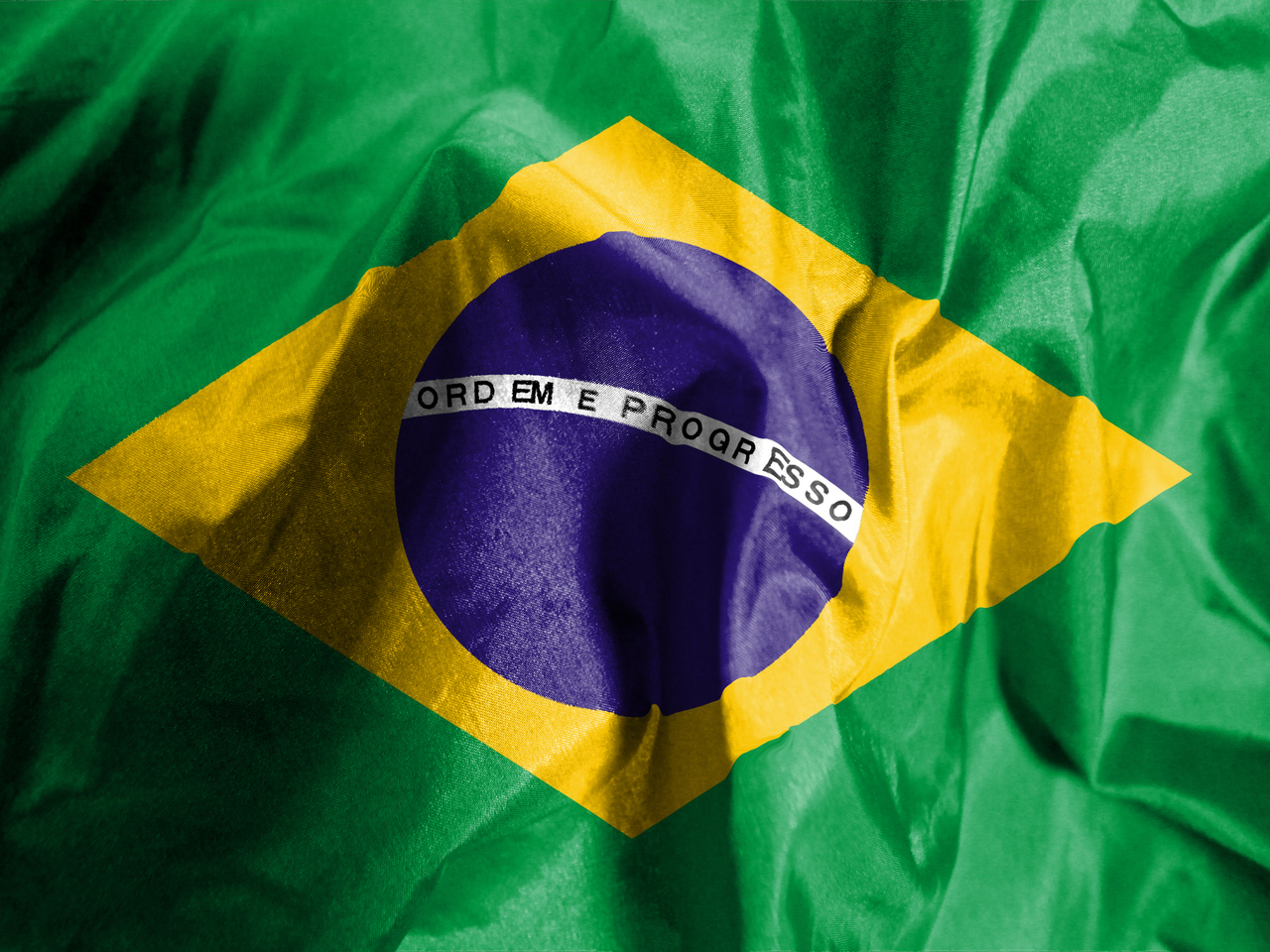 Polícia brasileira cumpre mandados de prisão contra assessor da Presidência e ex-governadores
