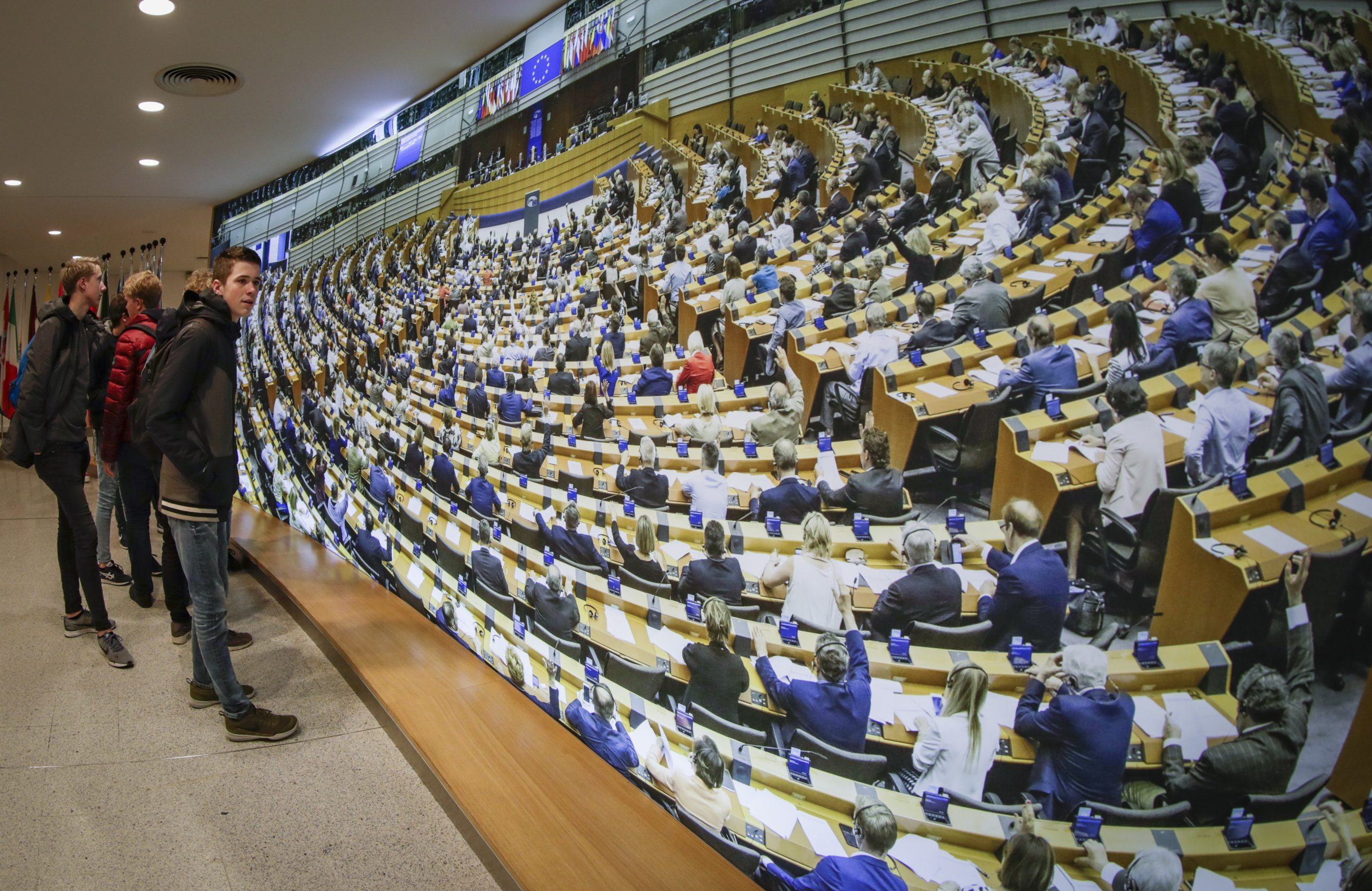 Luanda Leaks: Parlamento Europeu debate branqueamento de capitais na UE após revelações
