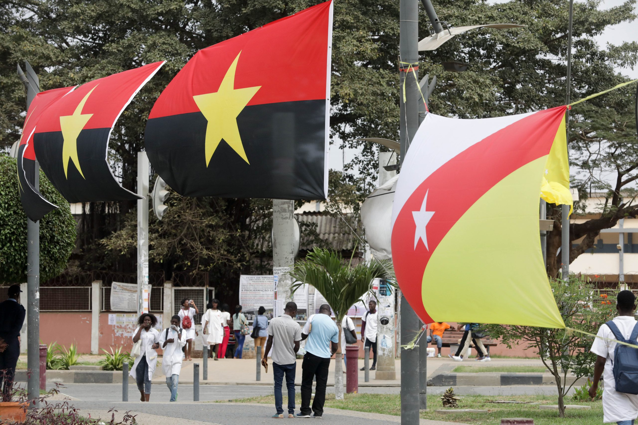 Angola: Caso “15+2” e recessão económica entre as “manchas” da governação do MPLA nos últimos cinco anos