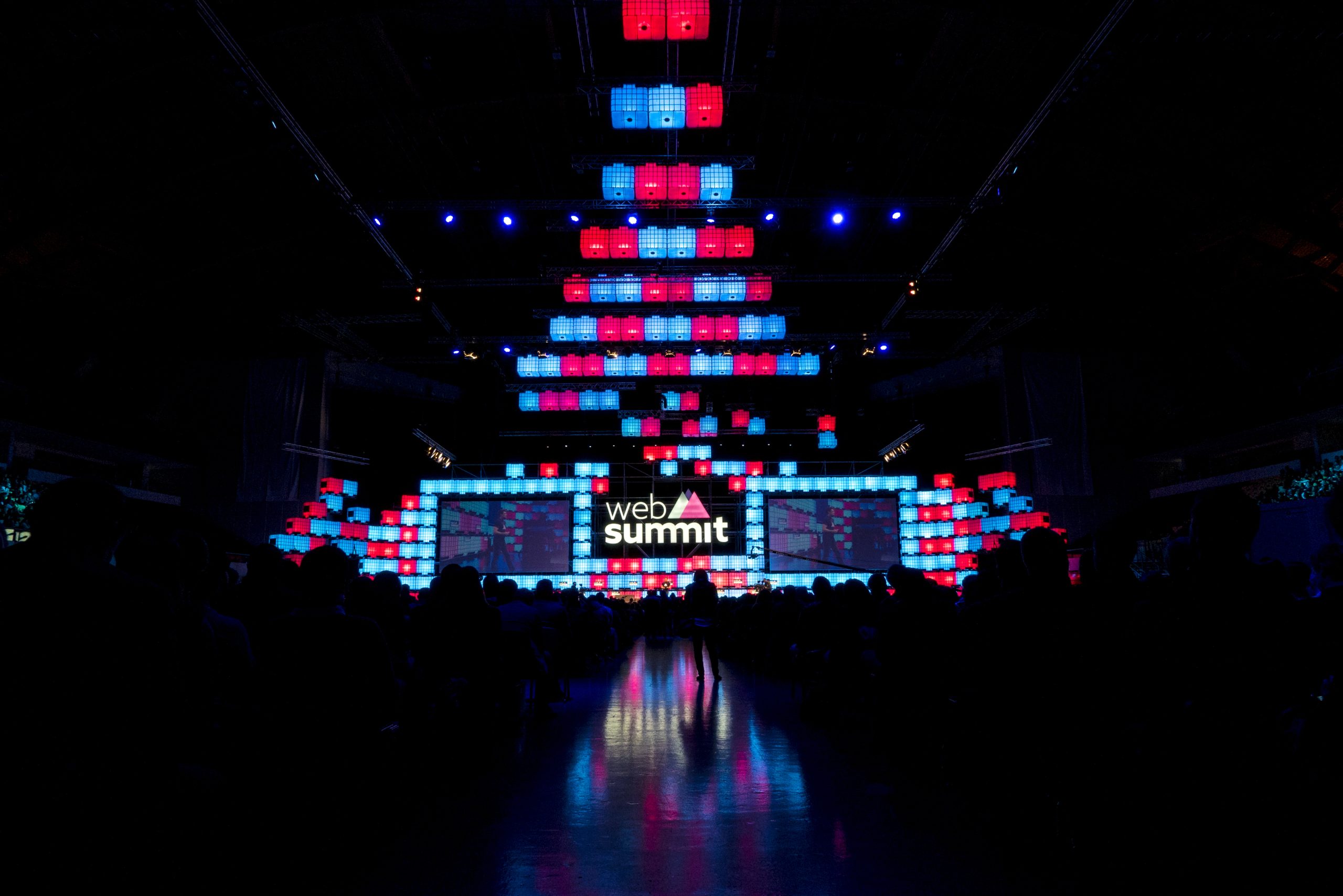 Web Summit: sexo sem censura no Tempter