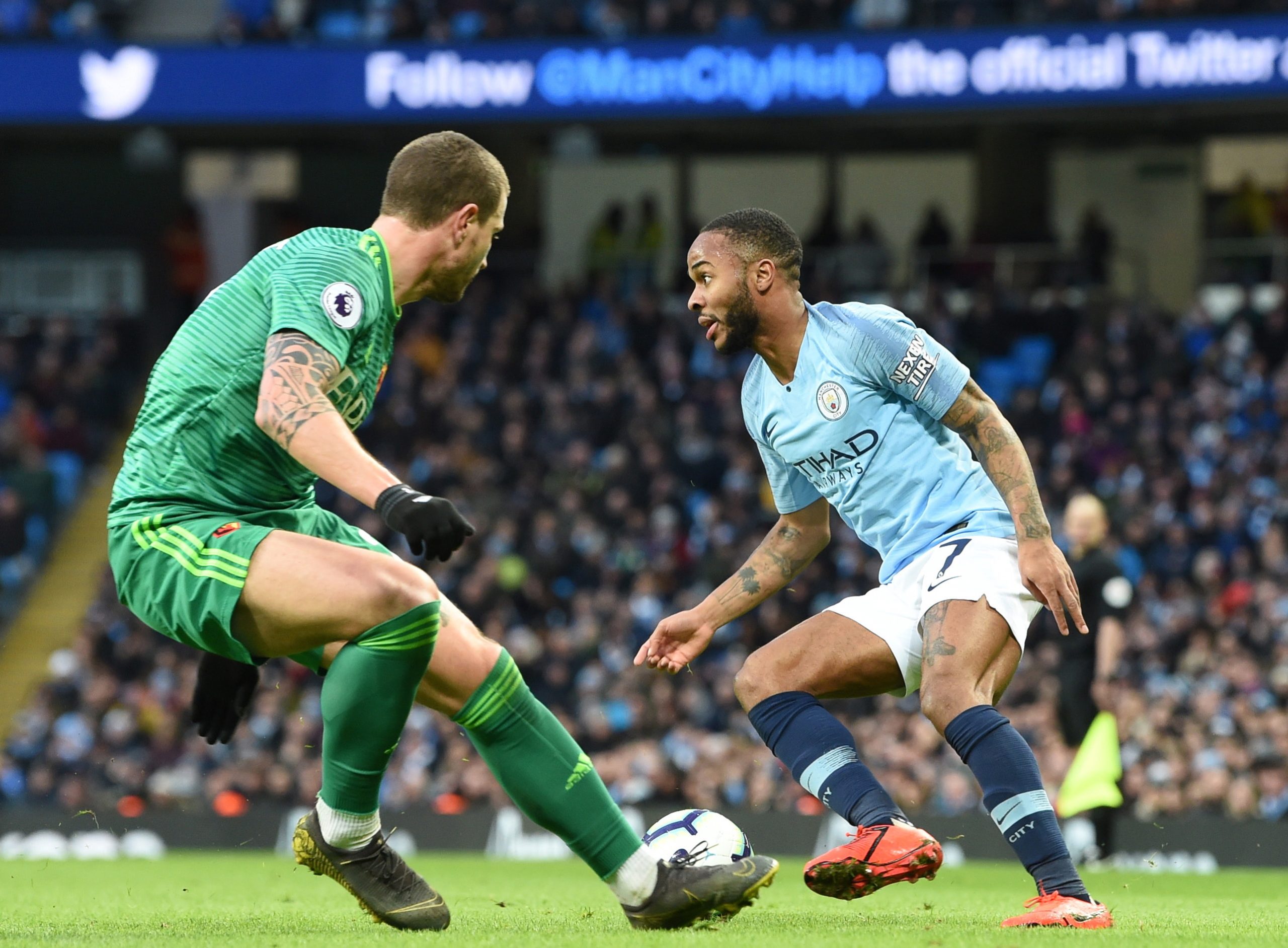 ‘Hat-trick’ de Sterling dá vitória ao Manchester City sobre o Watford