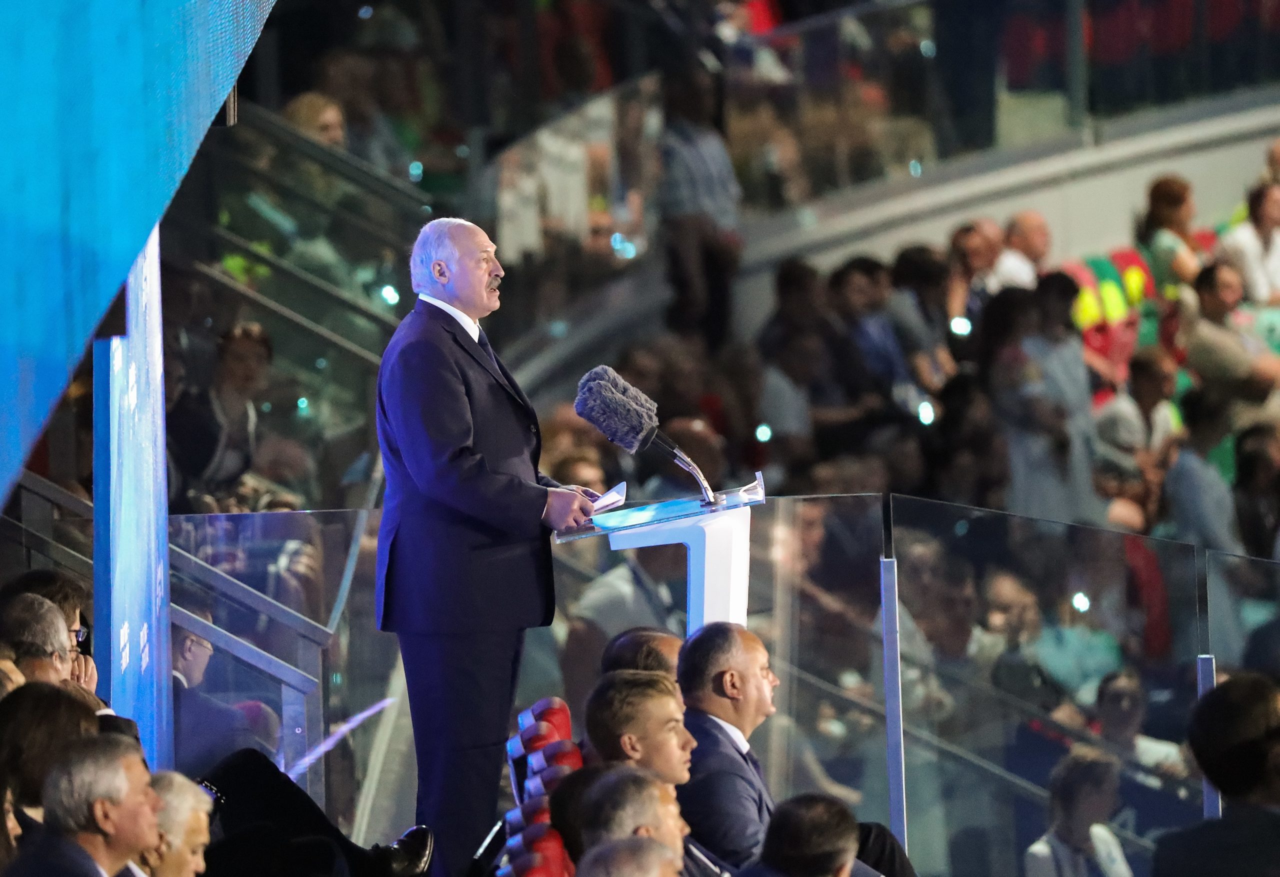 Lukashenko acusa Putin de chantagem energética para absorver a Bielorrússia