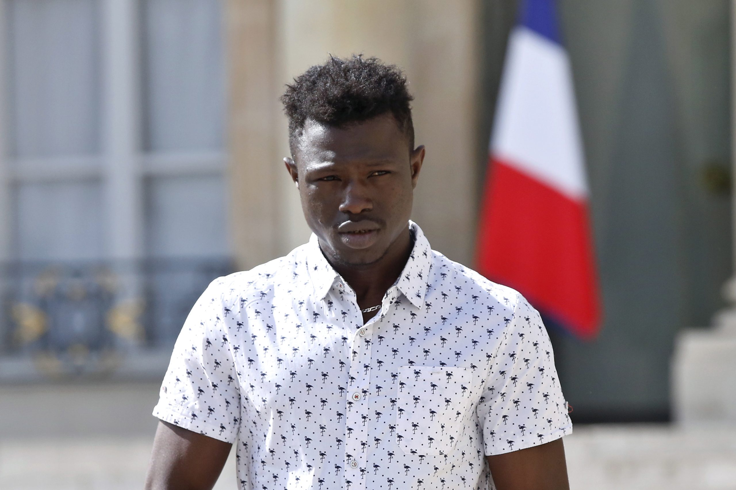 Mali expressa orgulho em emigrante que salvou criança em França