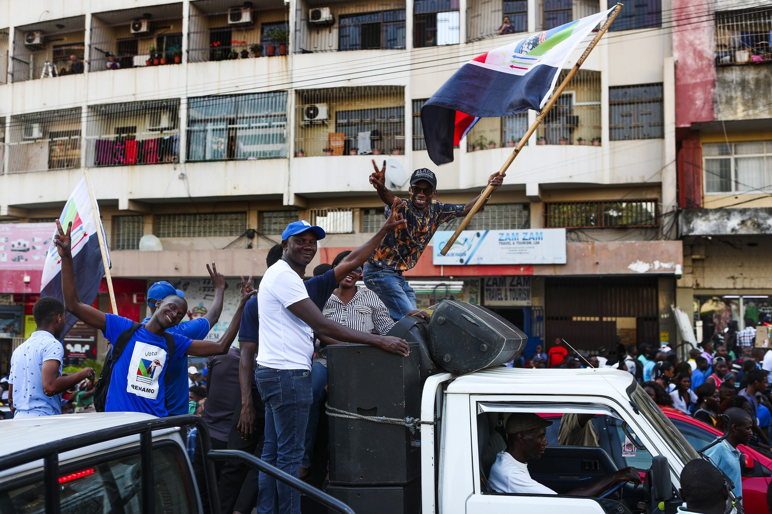 Moçambique: milhares nas ruas de Maputo para reclamar “vitória” da Renamo nas eleições autárquicas