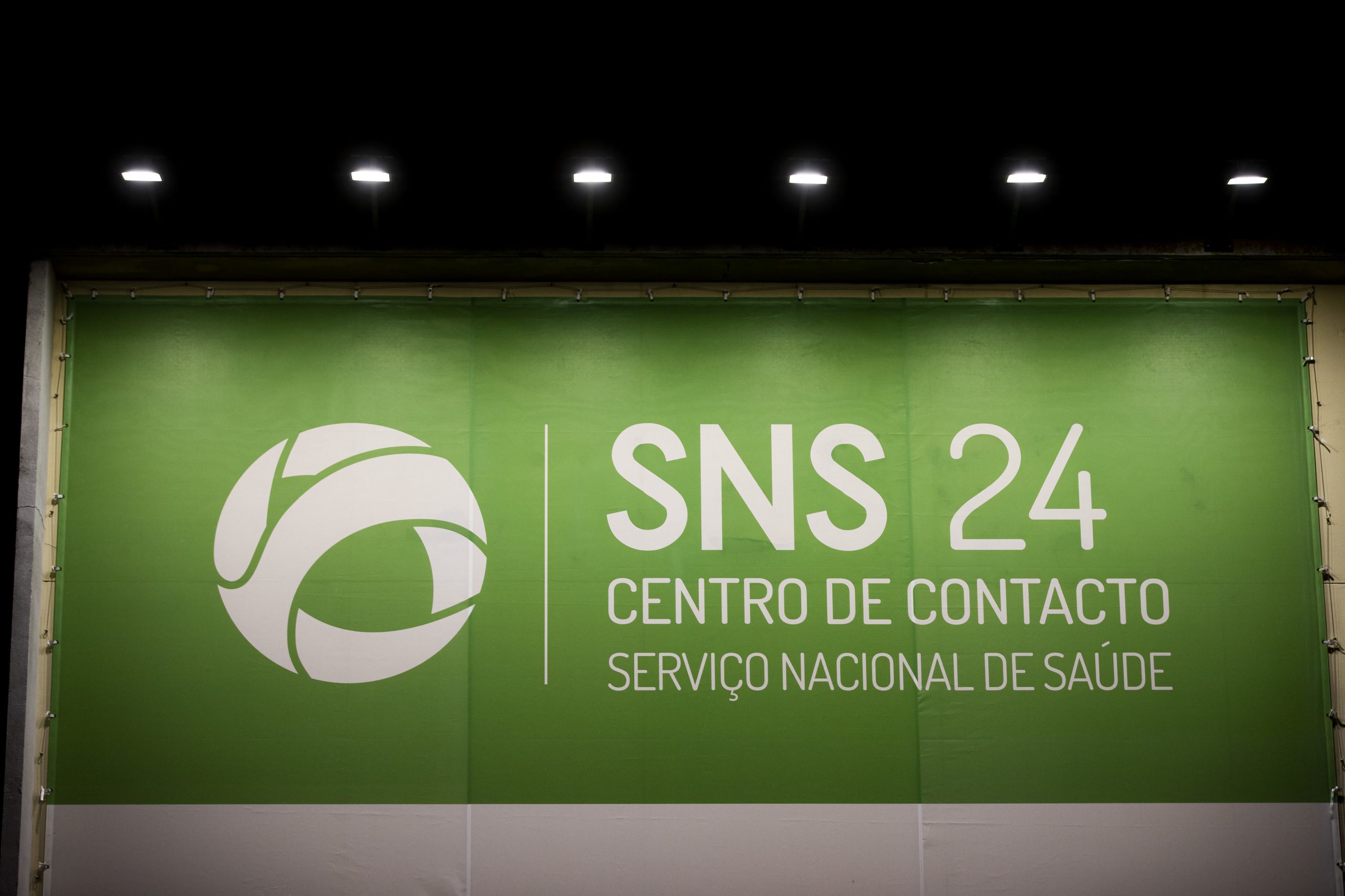 Covid-19. Linha SNS24 lança serviço para ajudar em situações de “stress, ansiedade, angústia e medo”