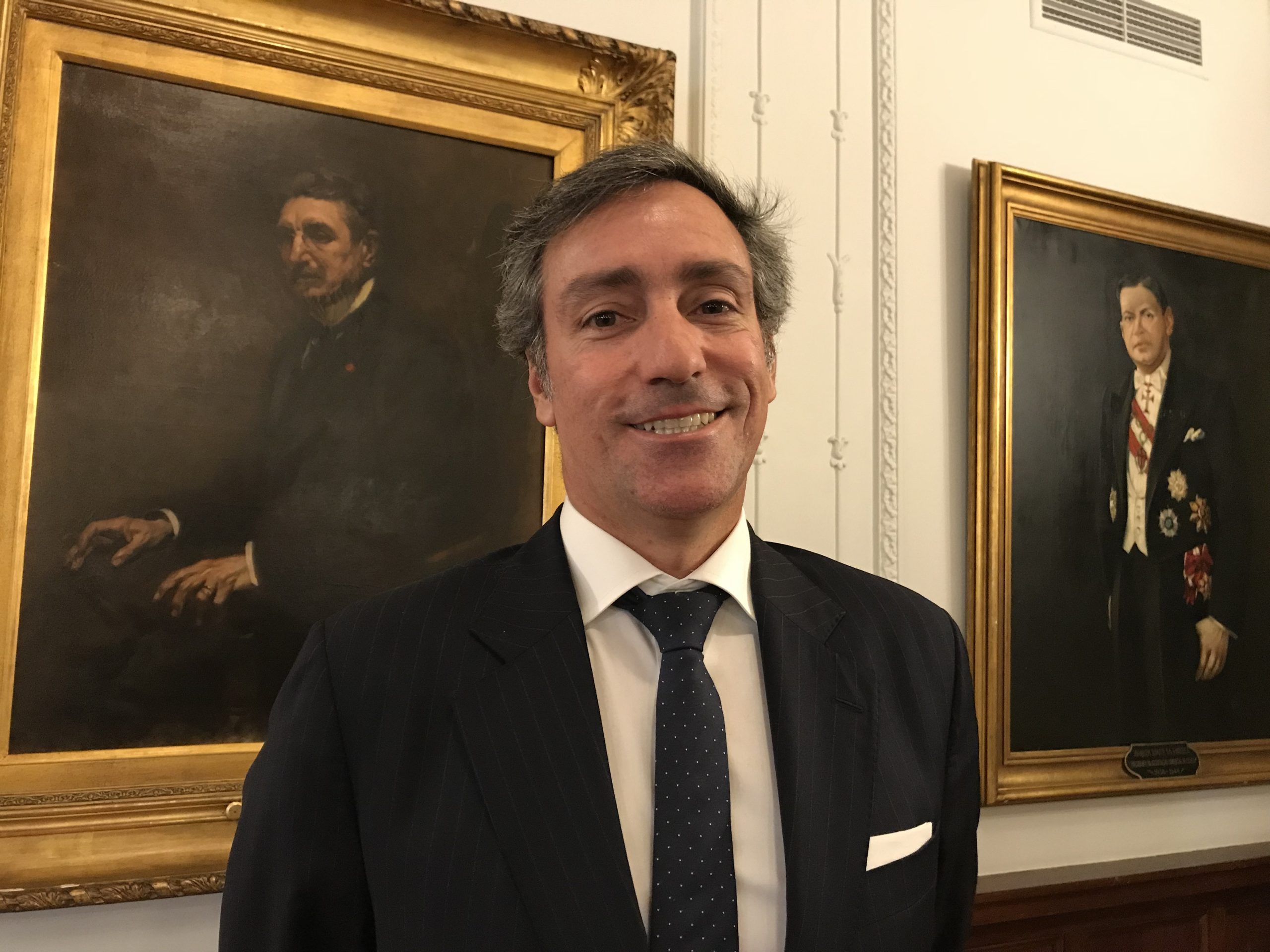 PS quer Ministério Público a atuar na “desobediência” de Nuno Rebelo de Sousa