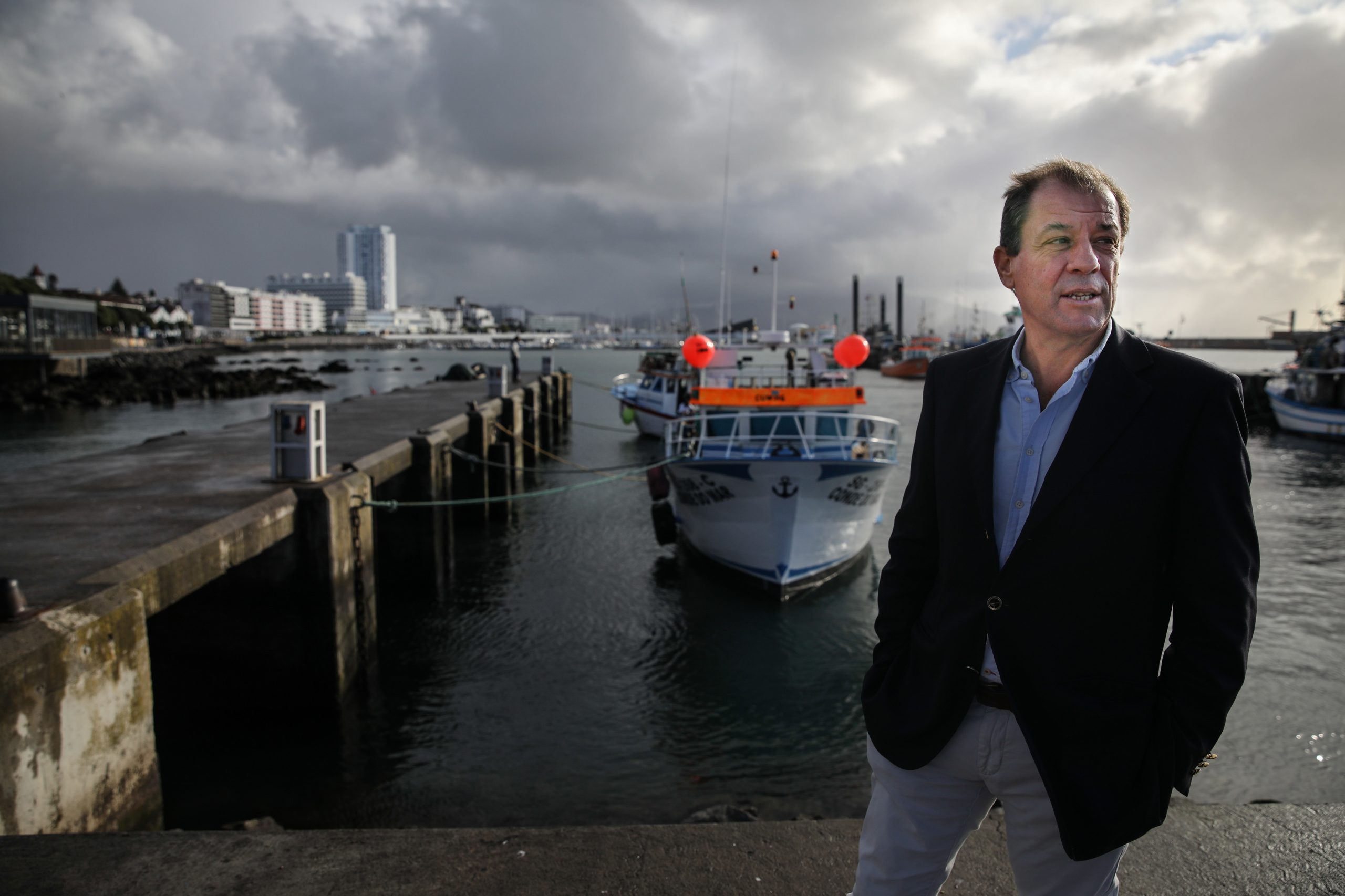 IL e deputado independente admitem negociar “ponto a ponto” nos Açores