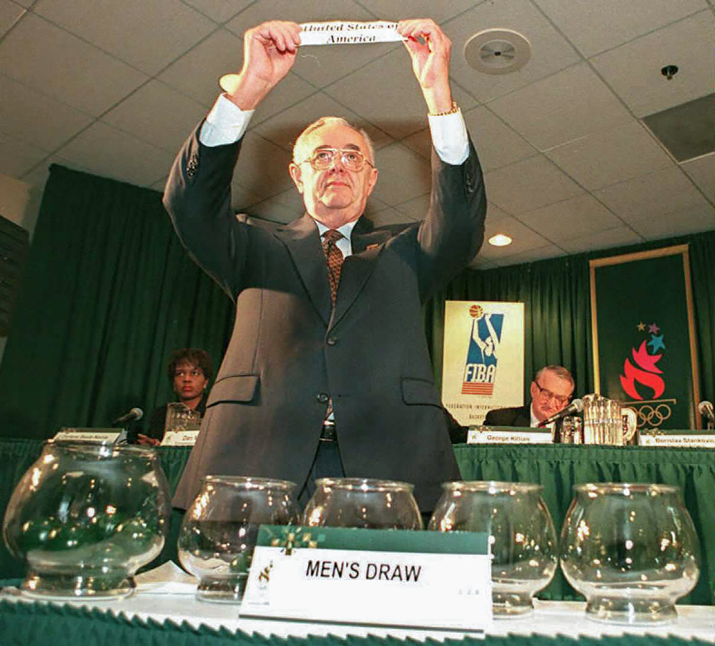 Morreu Borislav Stankovic, ex-responsável da FIBA e figura histórica do basquetebol