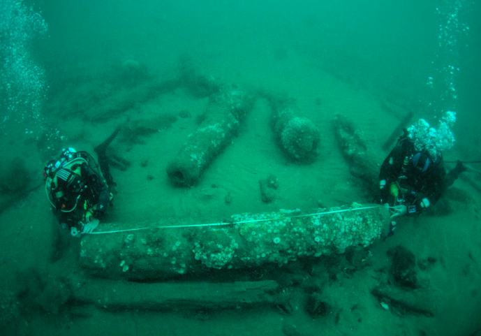 Descobertos em Inglaterra destroços do “Gloucester”, um famoso navio naufragado no século XVII