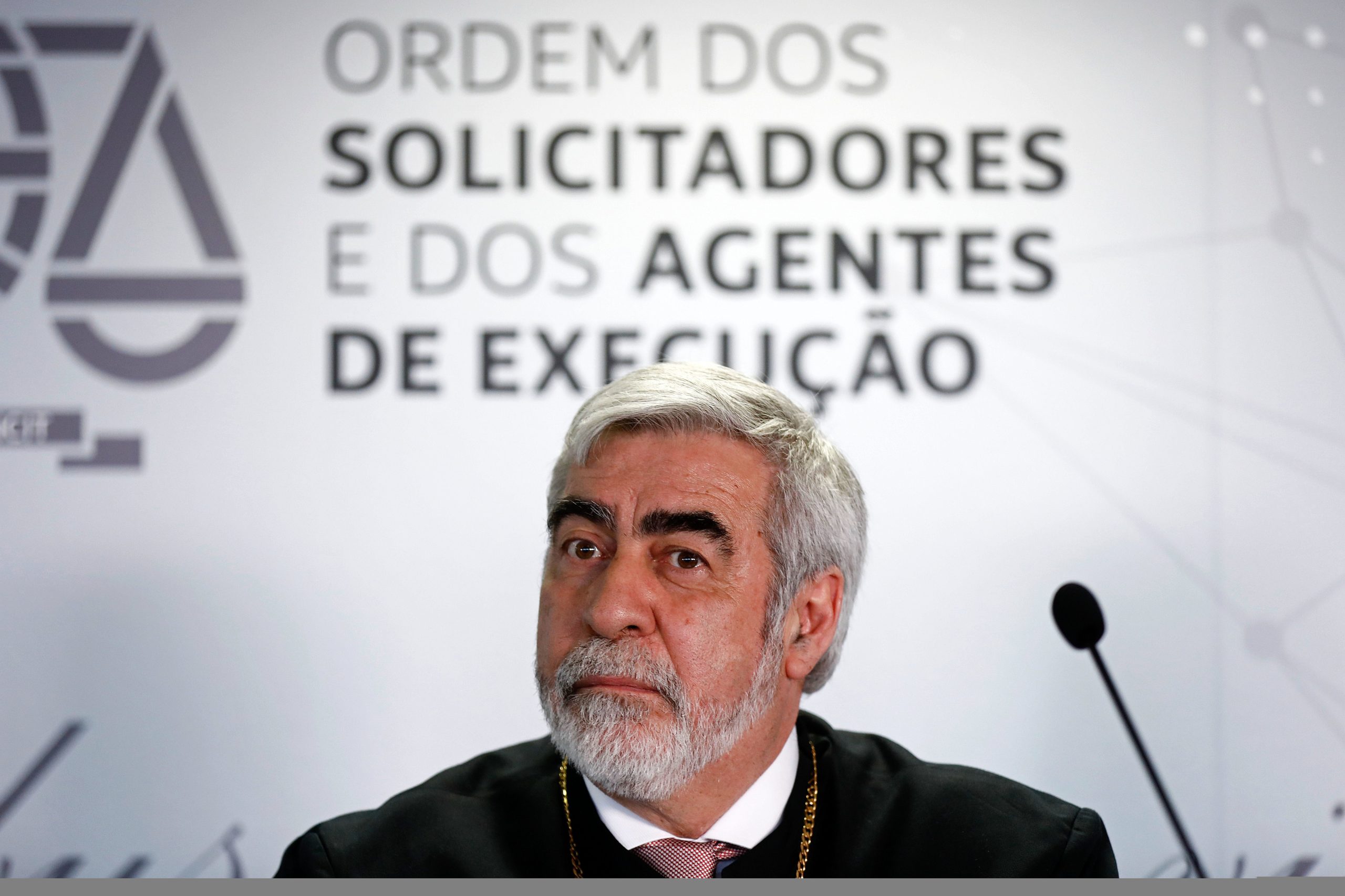 Solicitadores vão colaborar na identificação e registo de propriedades