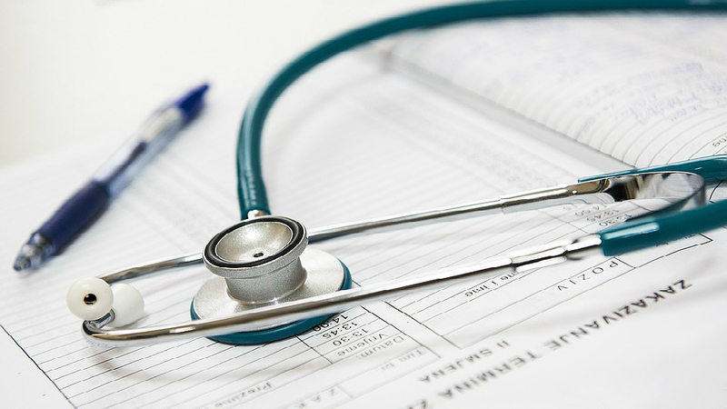 Hospital Santa Maria encaminha abortos para clínica privada por falta de enfermeiros