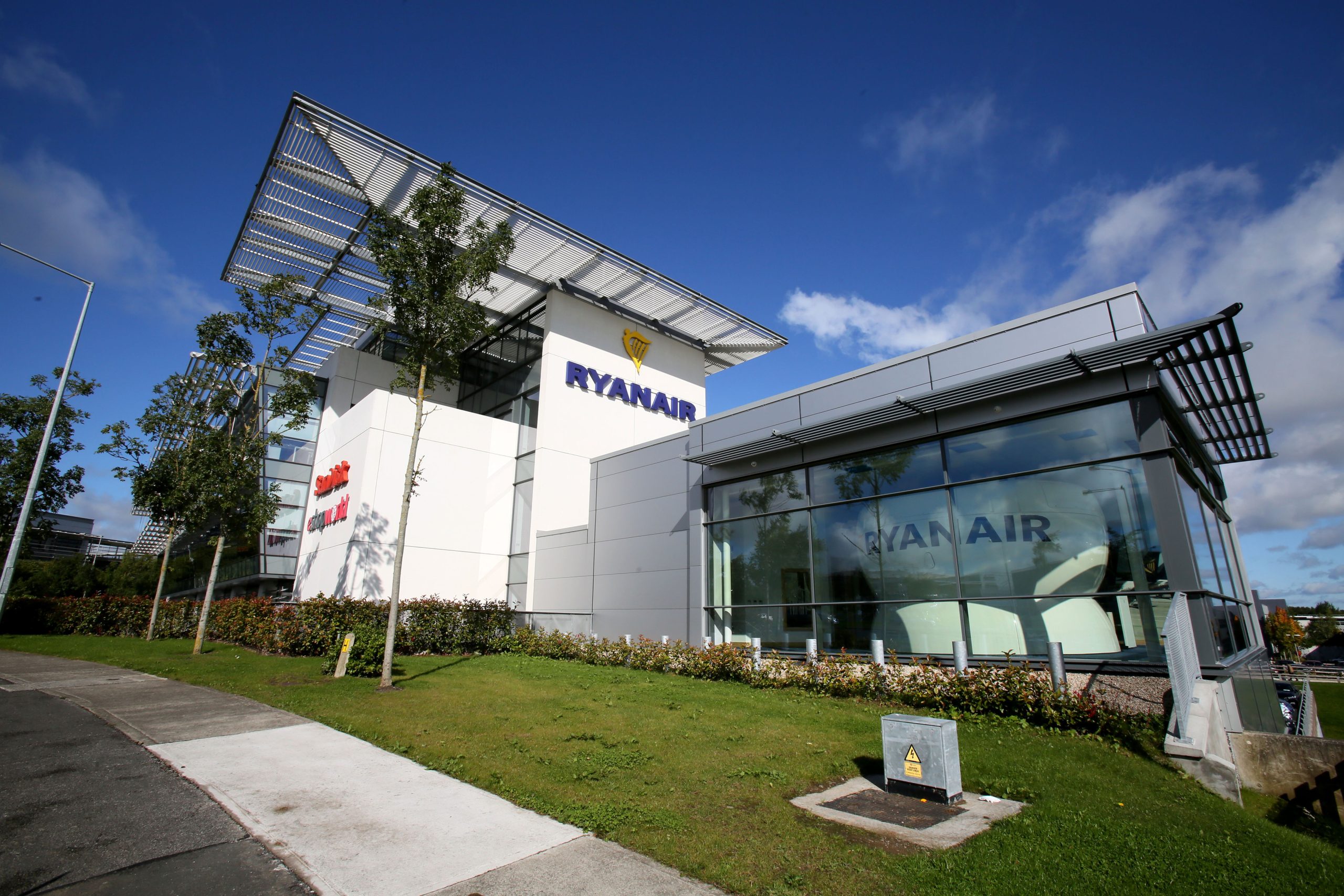 Diretor de operações da Ryanair demite-se depois de cancelamento de milhares de voos