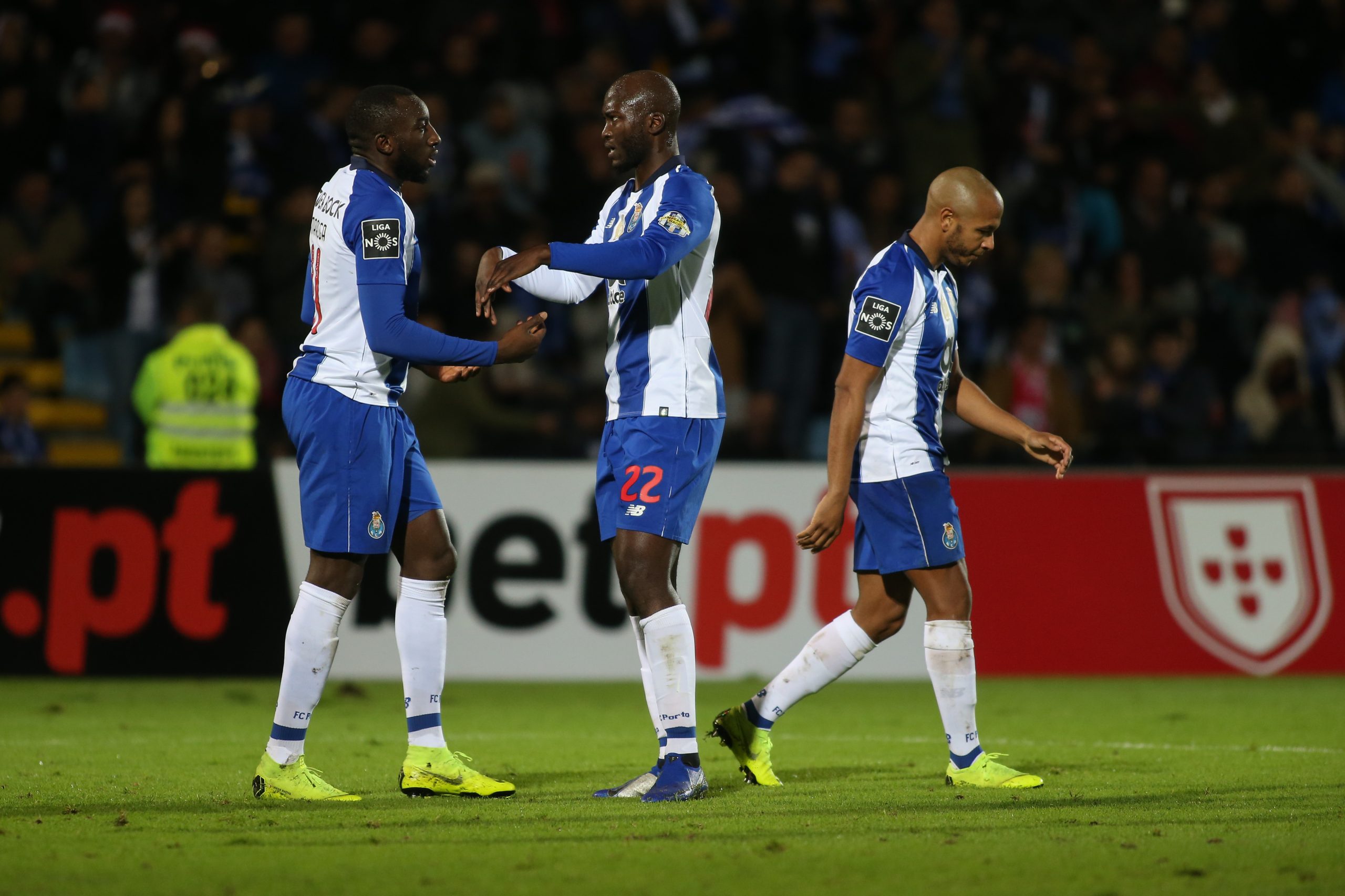 FC Porto reforça liderança com triunfo sobre Santa Clara