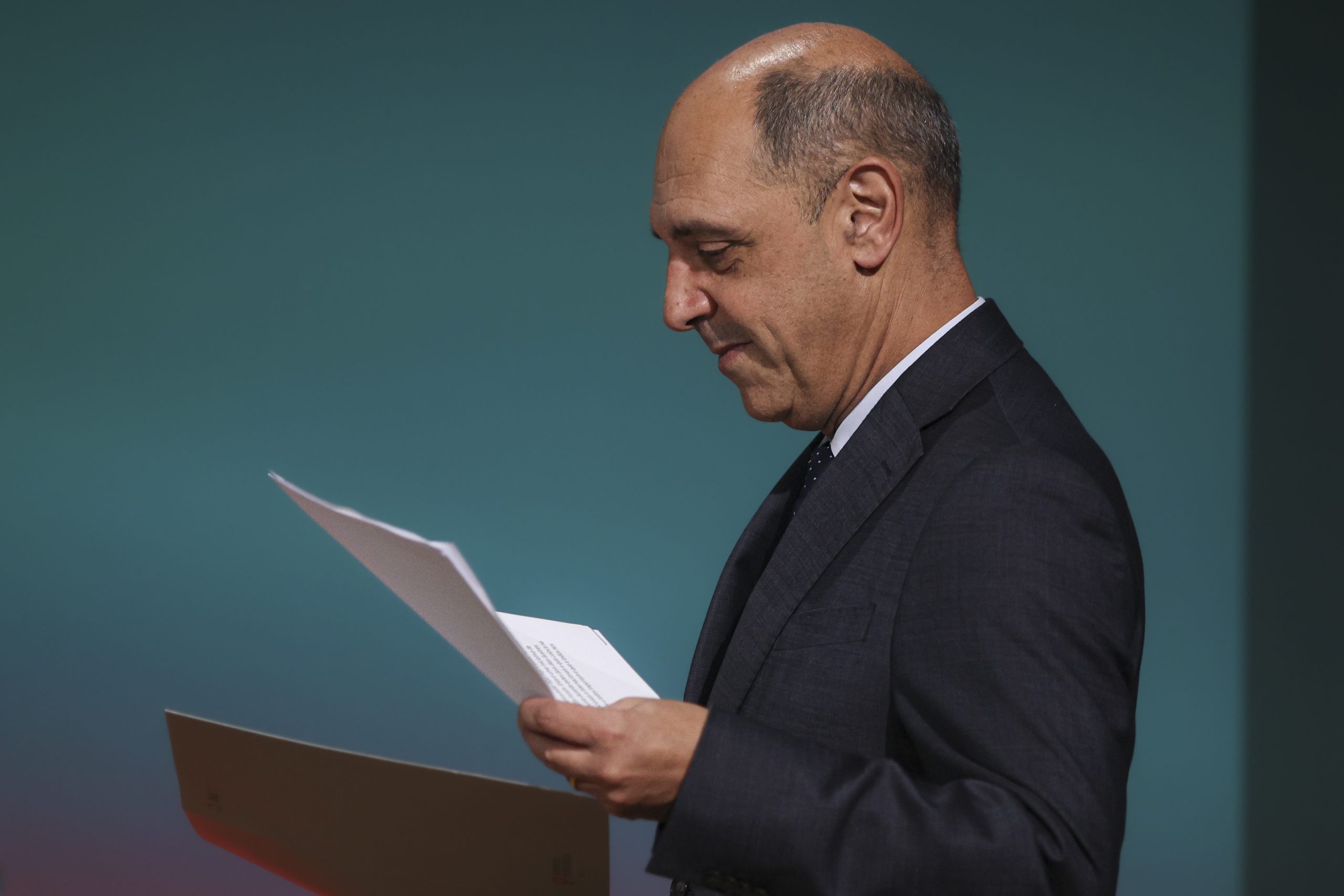 Como fazer funcionar um serviço de urgências assente em horas extraordinárias? O tema volta hoje à mesa de negociações entre médicos e ministro
