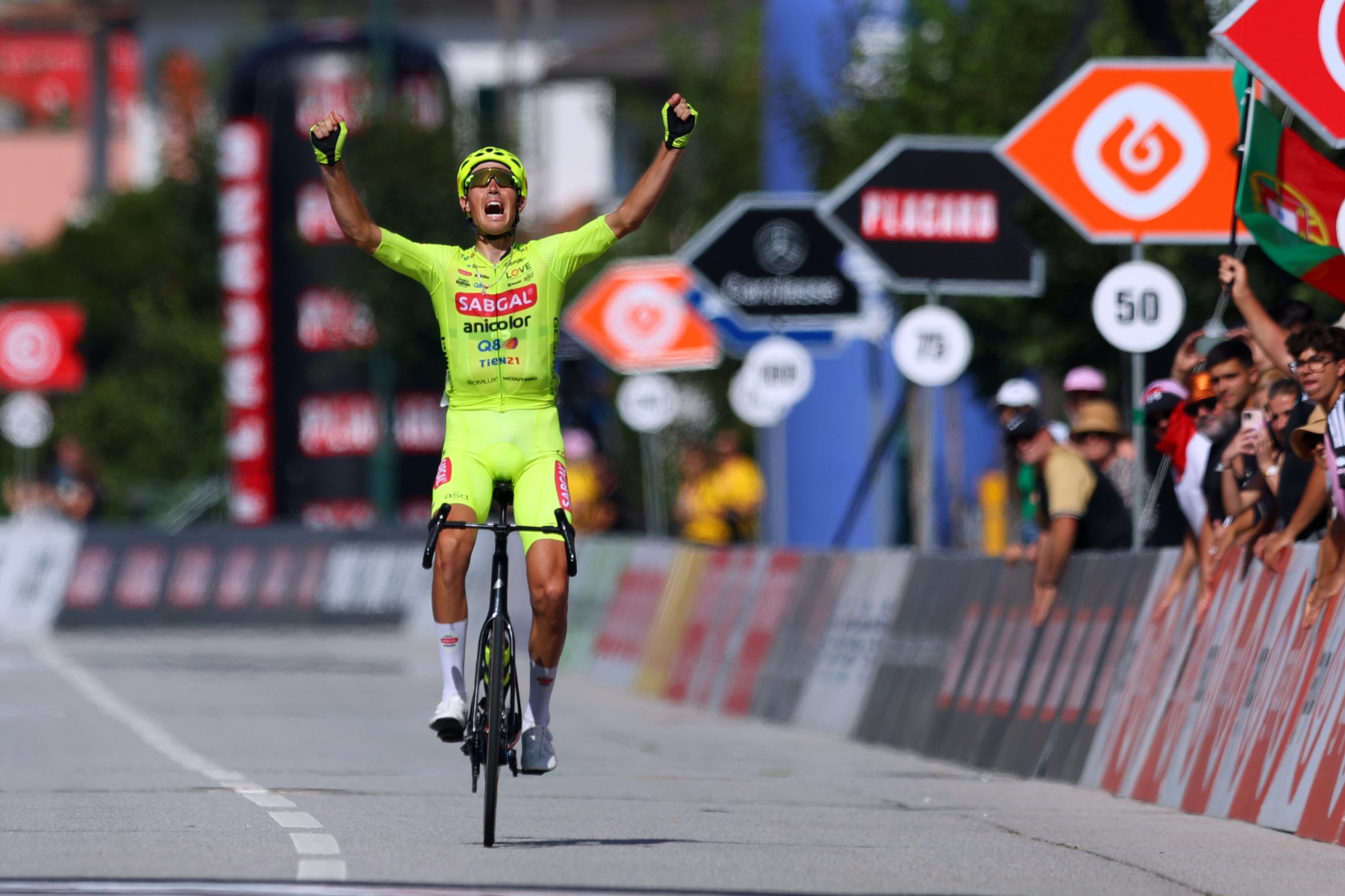 85.ª Volta a Portugal: Artem Nych vence sexta etapa a solo e Afonso Eulálio segura liderança