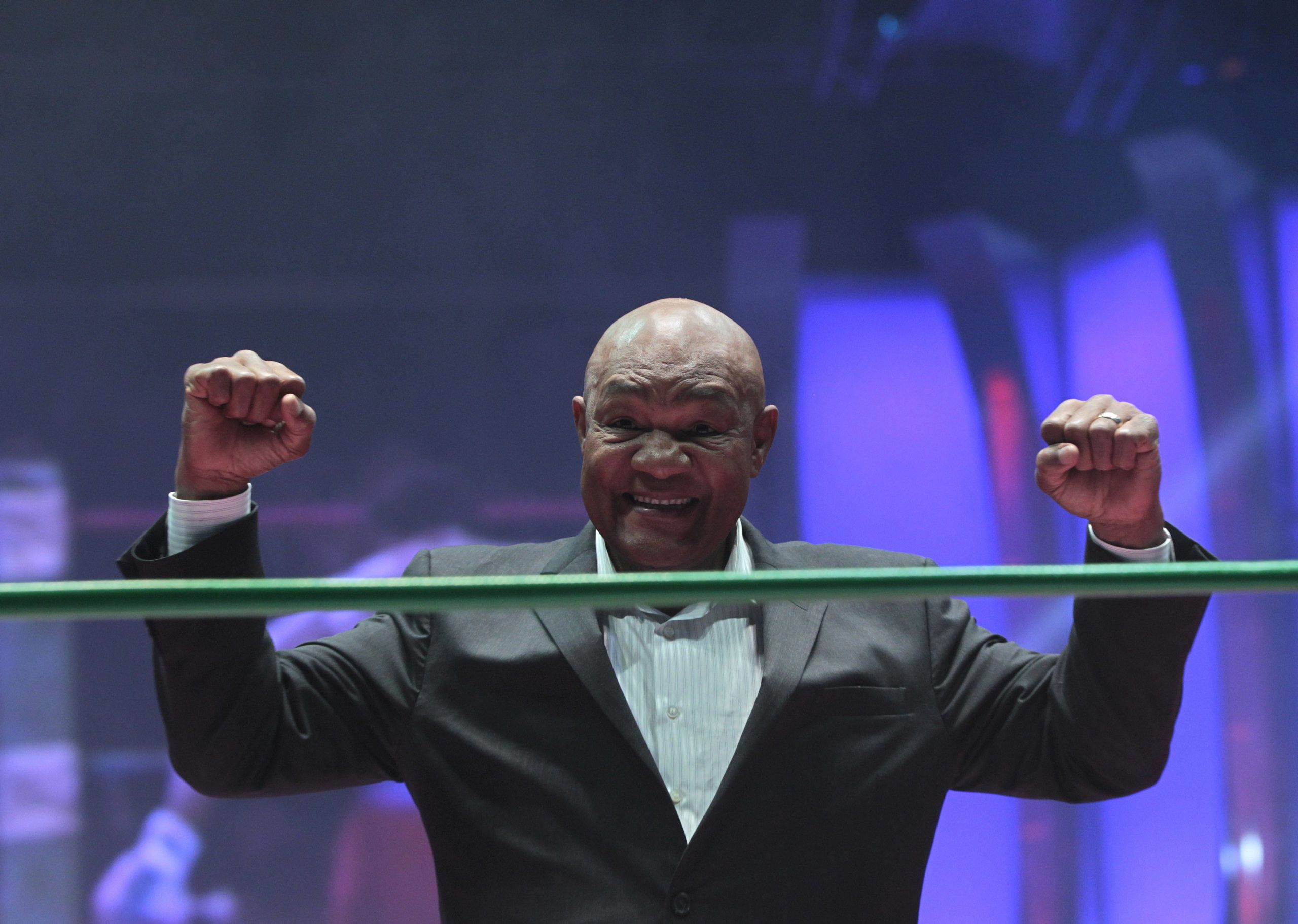 Morre aos 76 anos lenda do boxe George Foreman