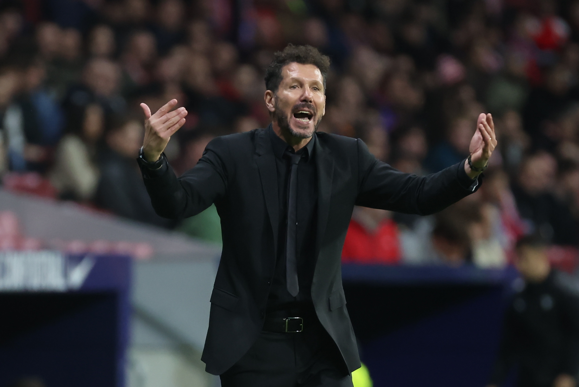 Simeone renova com Atlético Madrid até 2027 e vai ultrapassar 15 anos no comando