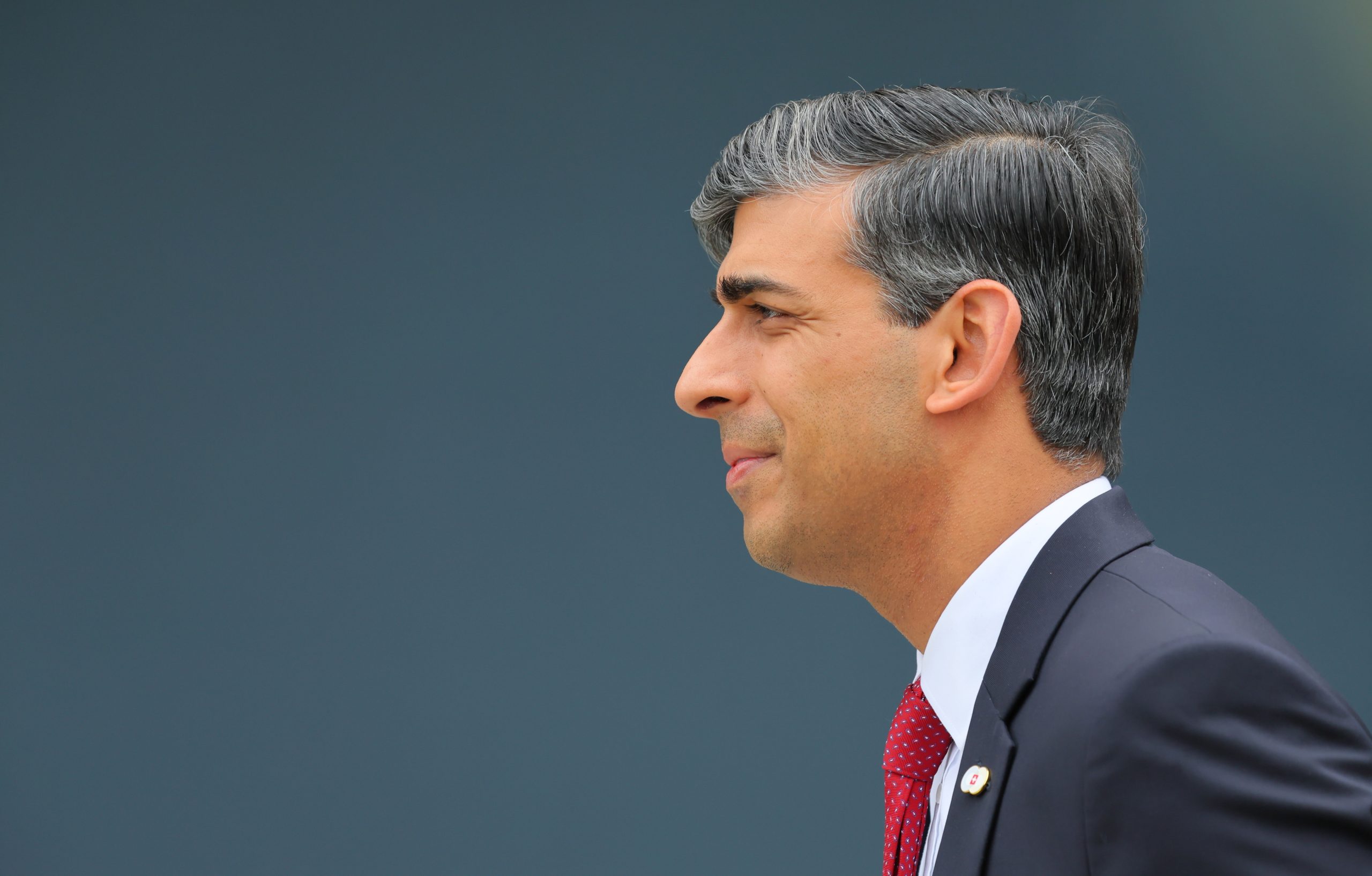 Sunak “zangado” com alegações de que candidatos apostaram sobre data das eleições