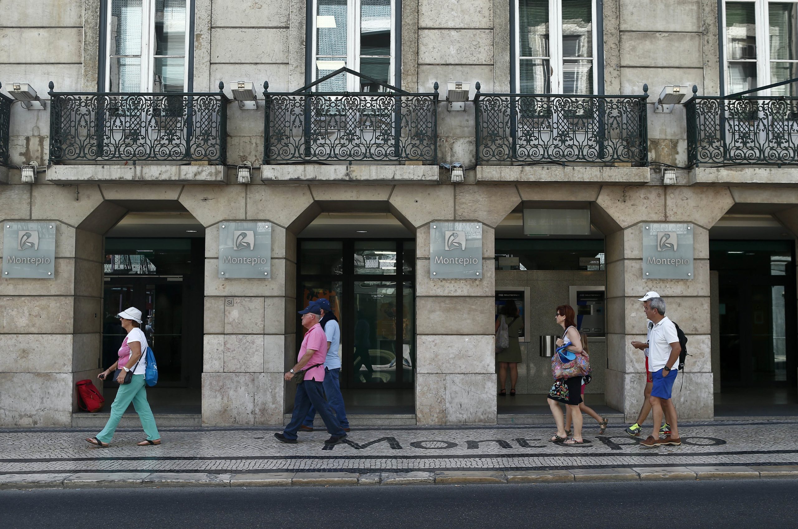 Montepio reconhece violação de normas, mas nega infração que levou a coima de 475.000 euros