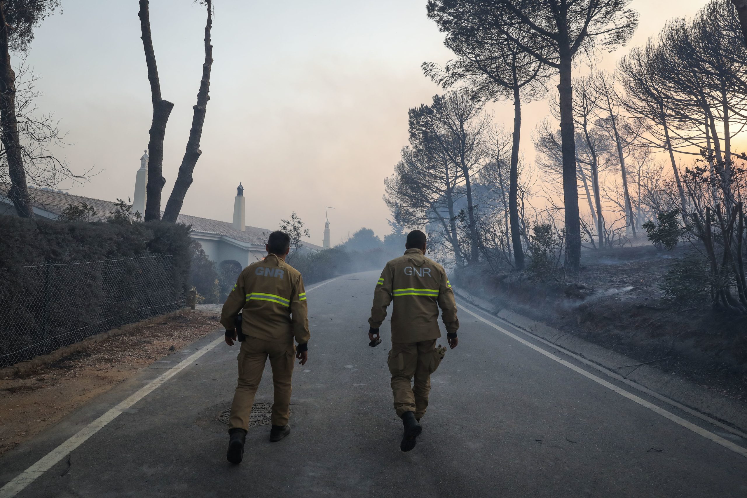 Incêndio em Monchique dado como dominado