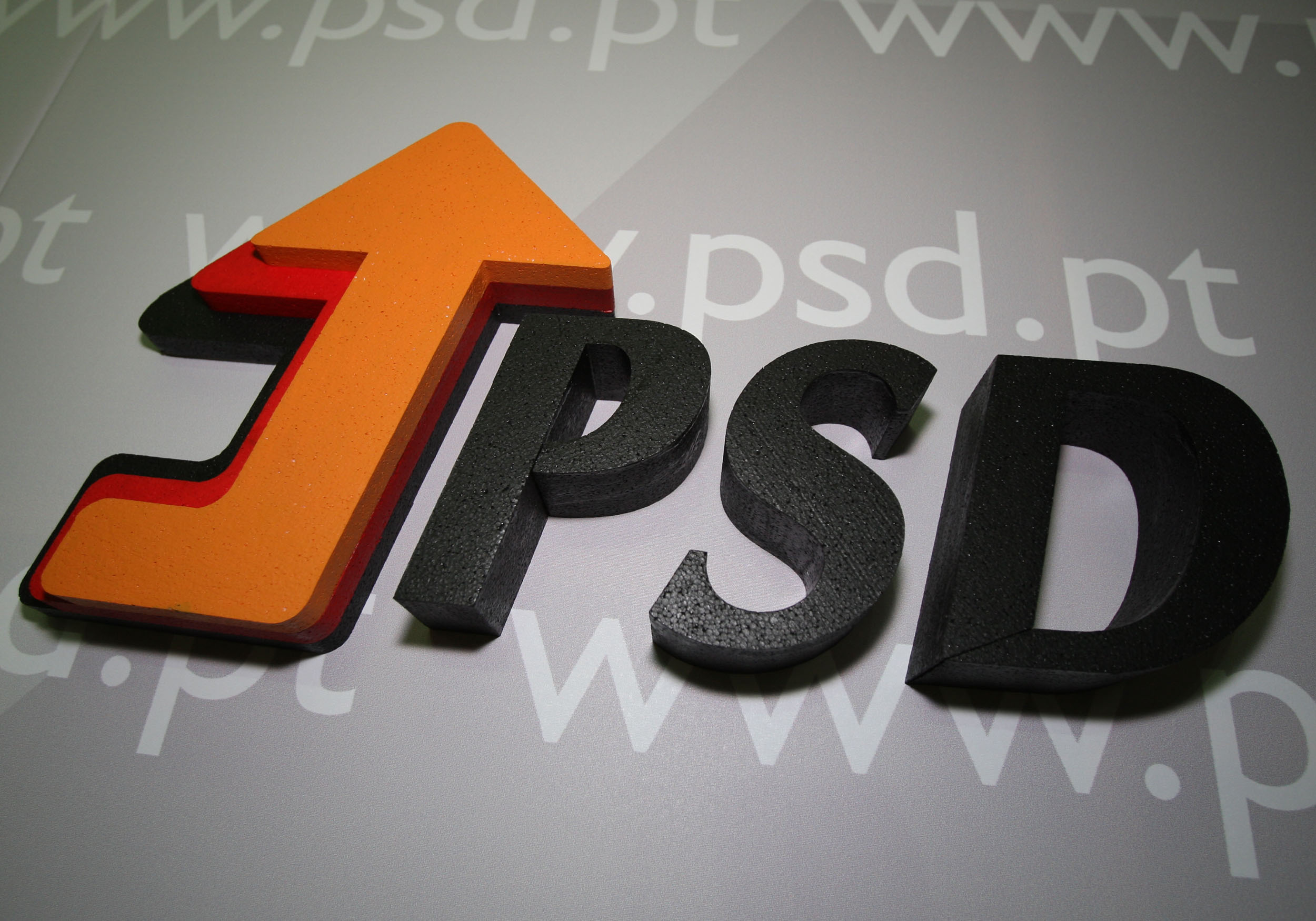 PSD diz que o despacho sobre identidade de género pode potenciar ‘bullying’ e violência nas escolas