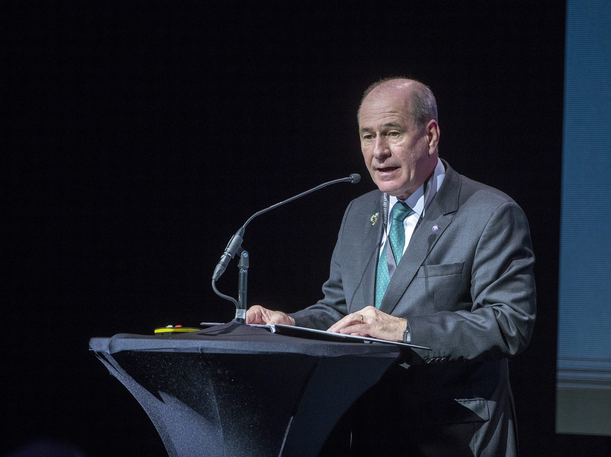 Ministro brasileiro insiste que o país não intervirá militarmente na Venezuela