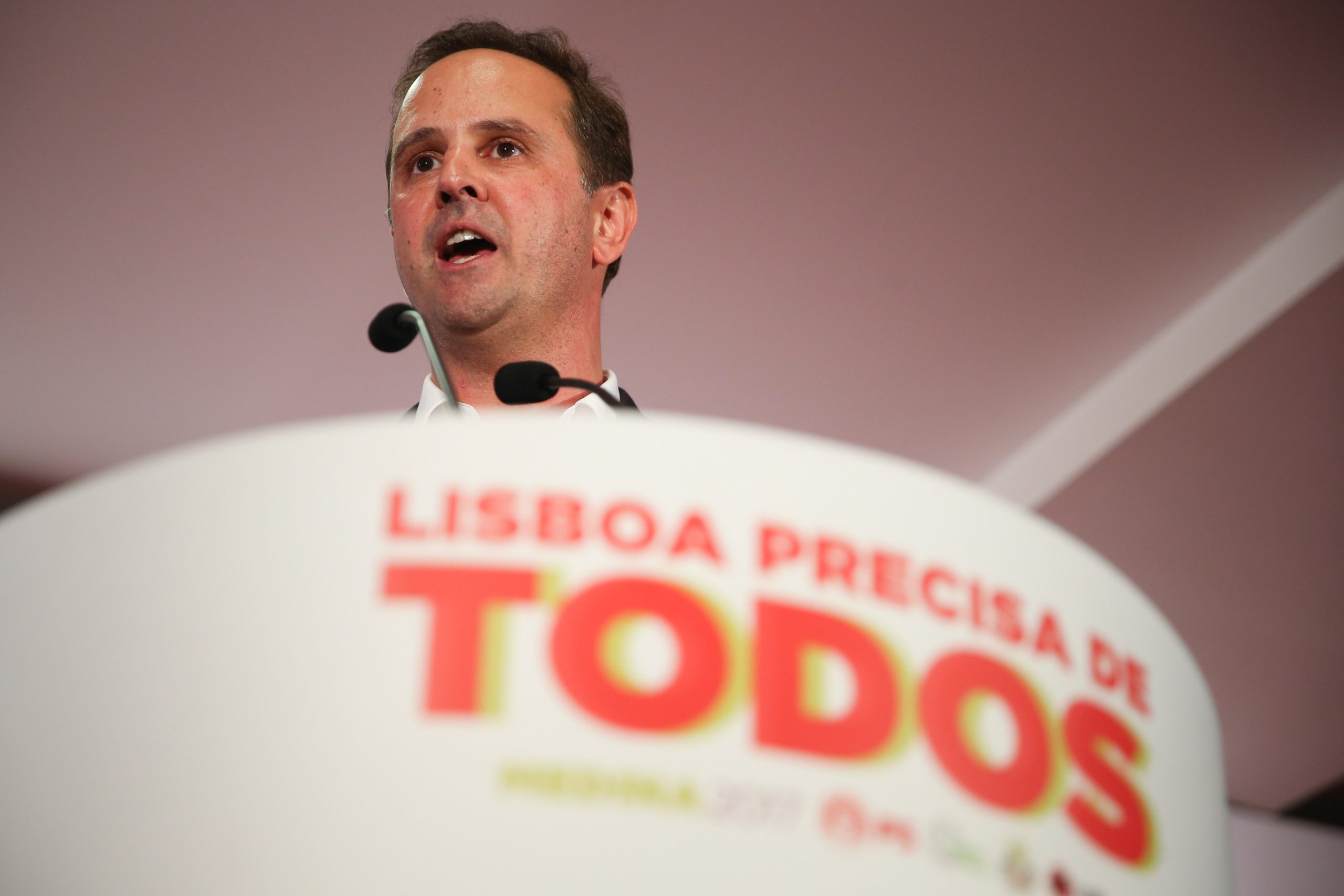 Autárquicas: Bloco de Esquerda confirma “conversações” com Fernando Medina
