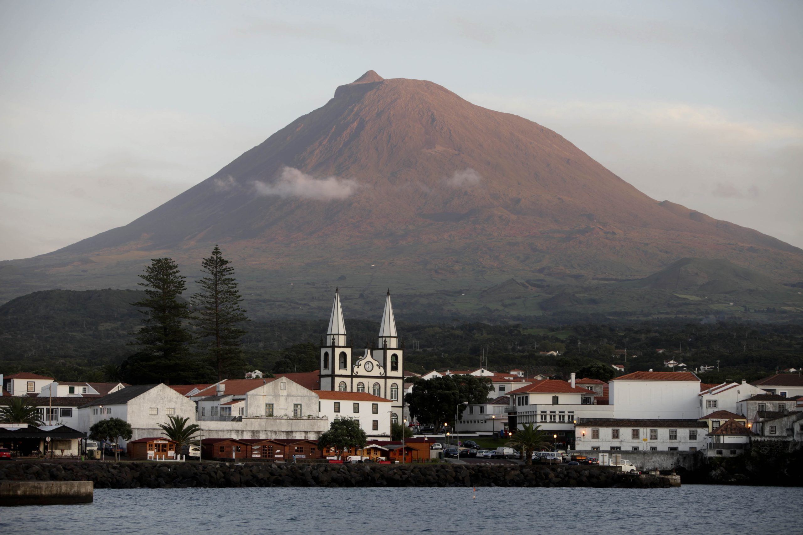 Projeto Tricô quer atrair também homens para a arte na ilha açoriana do Pico