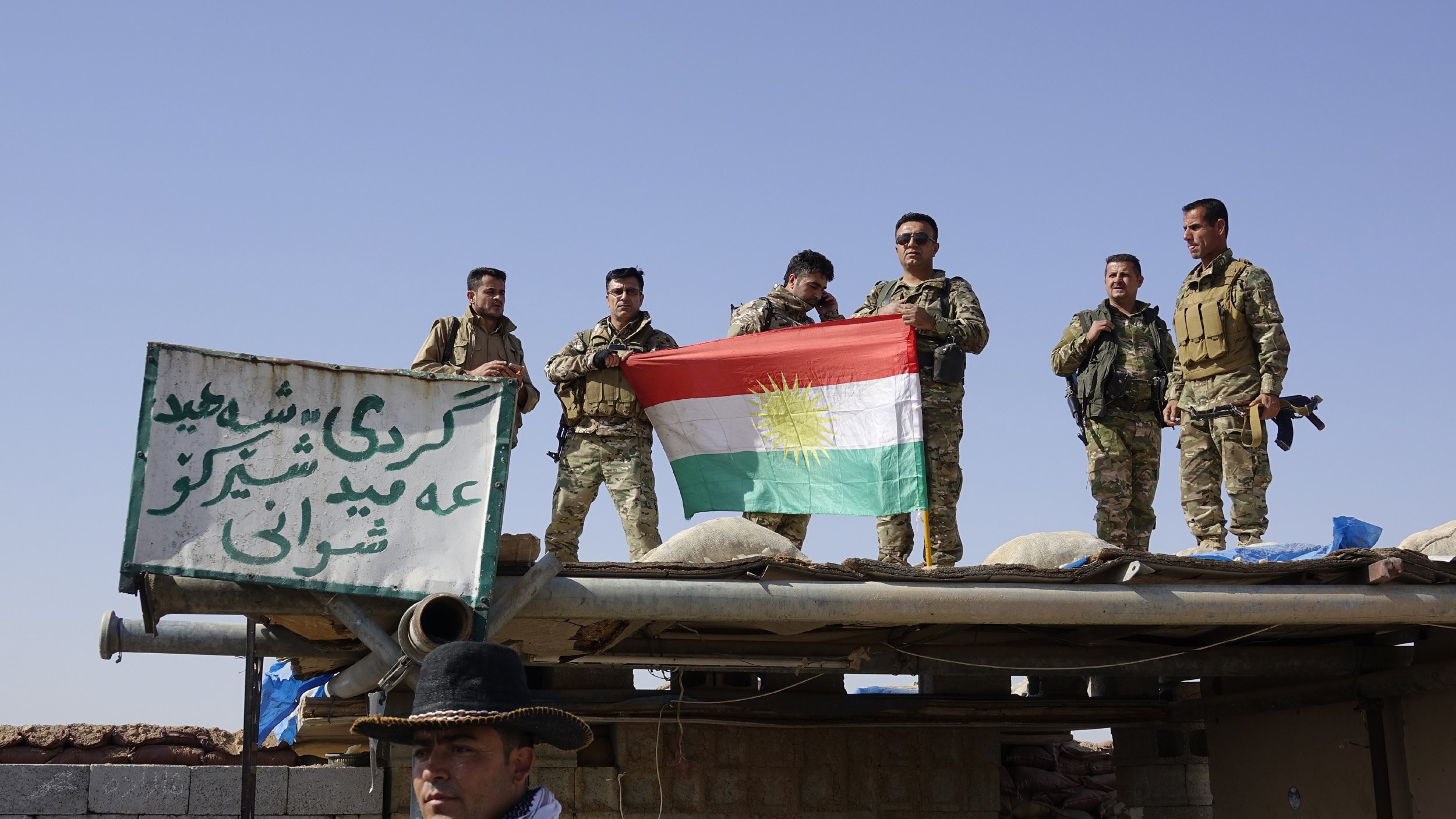 Iraque vê presença de combatentes curdos em Kirkuk como “declaração de guerra”