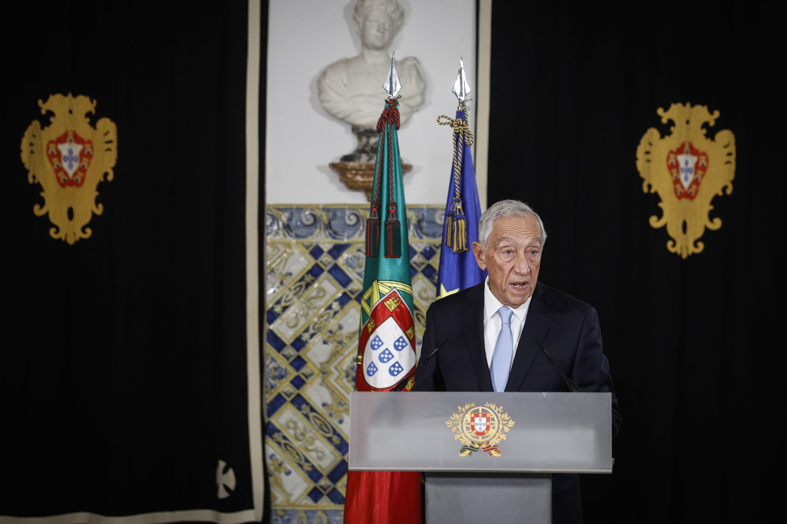 É oficial, os salários da função pública vão mesmo aumentar