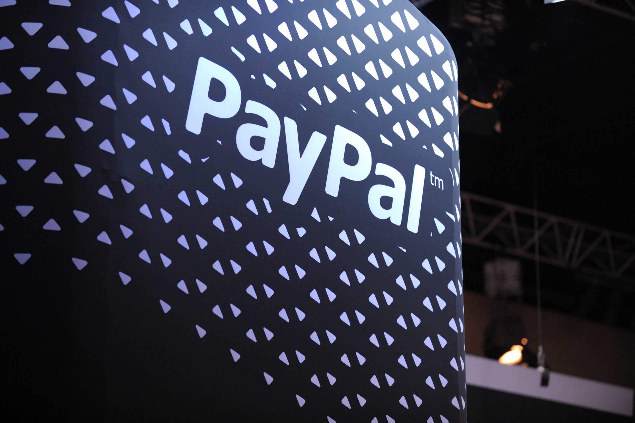 Registo criminal online é o primeiro serviço público digital com pagamento PayPal