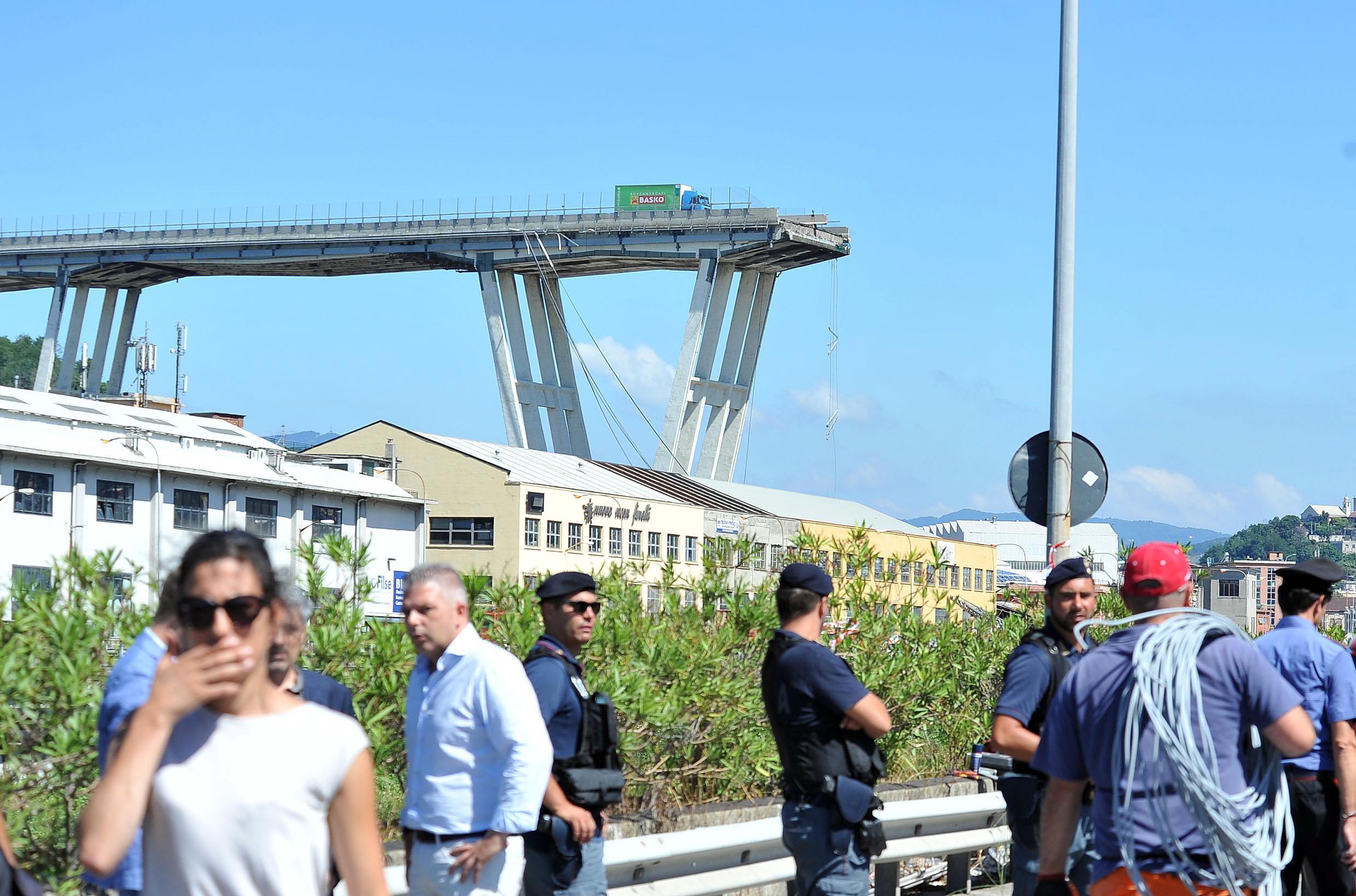“Por dignidade, respeito e dor”: Adeptos do Génova falham visita ao AC Milan em memória das vítimas