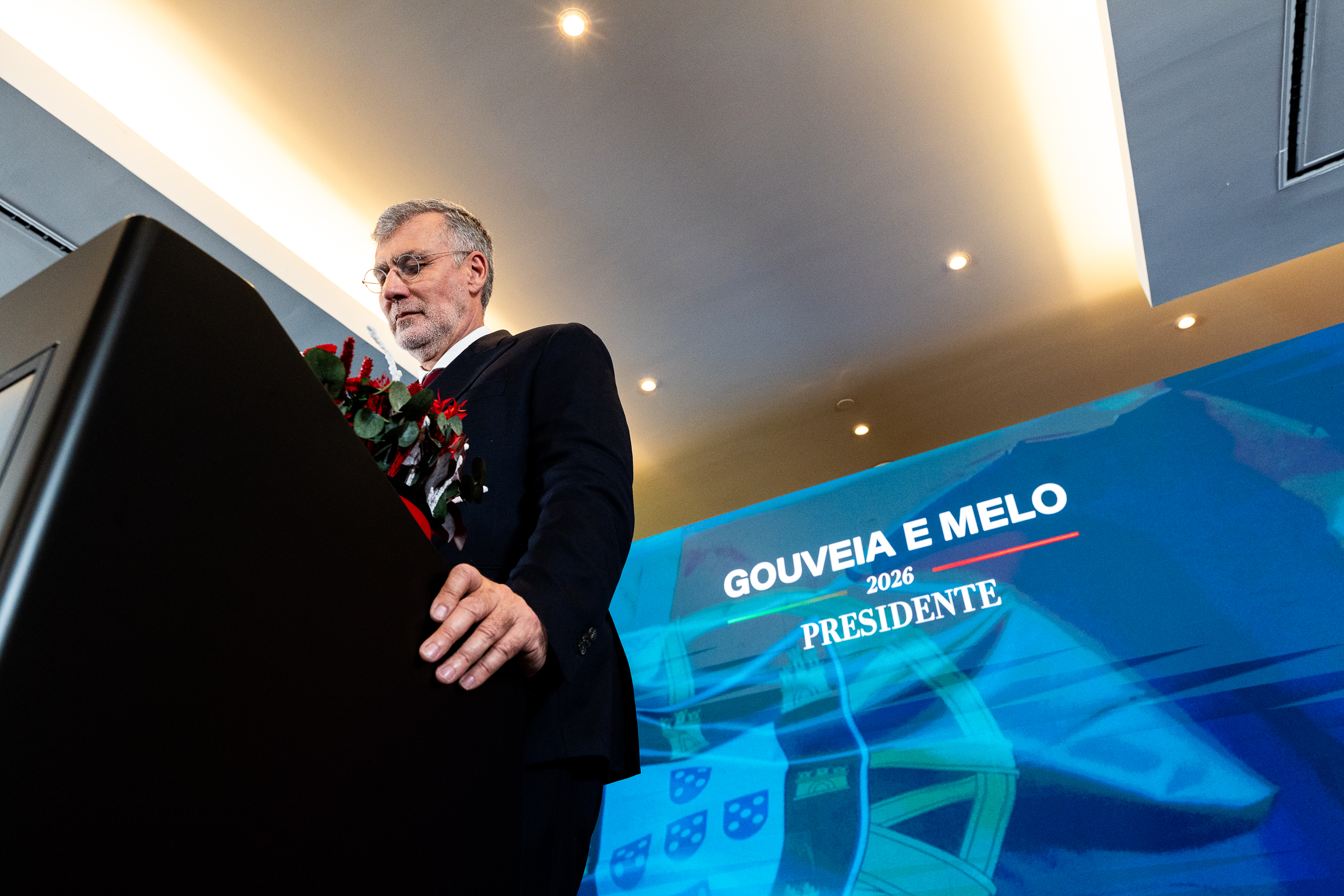 “Falhámos no planeamento, no aviso antecipado, nos alertas, na comunicação e no aconselhamento prático”, atira Gouveia e Melo