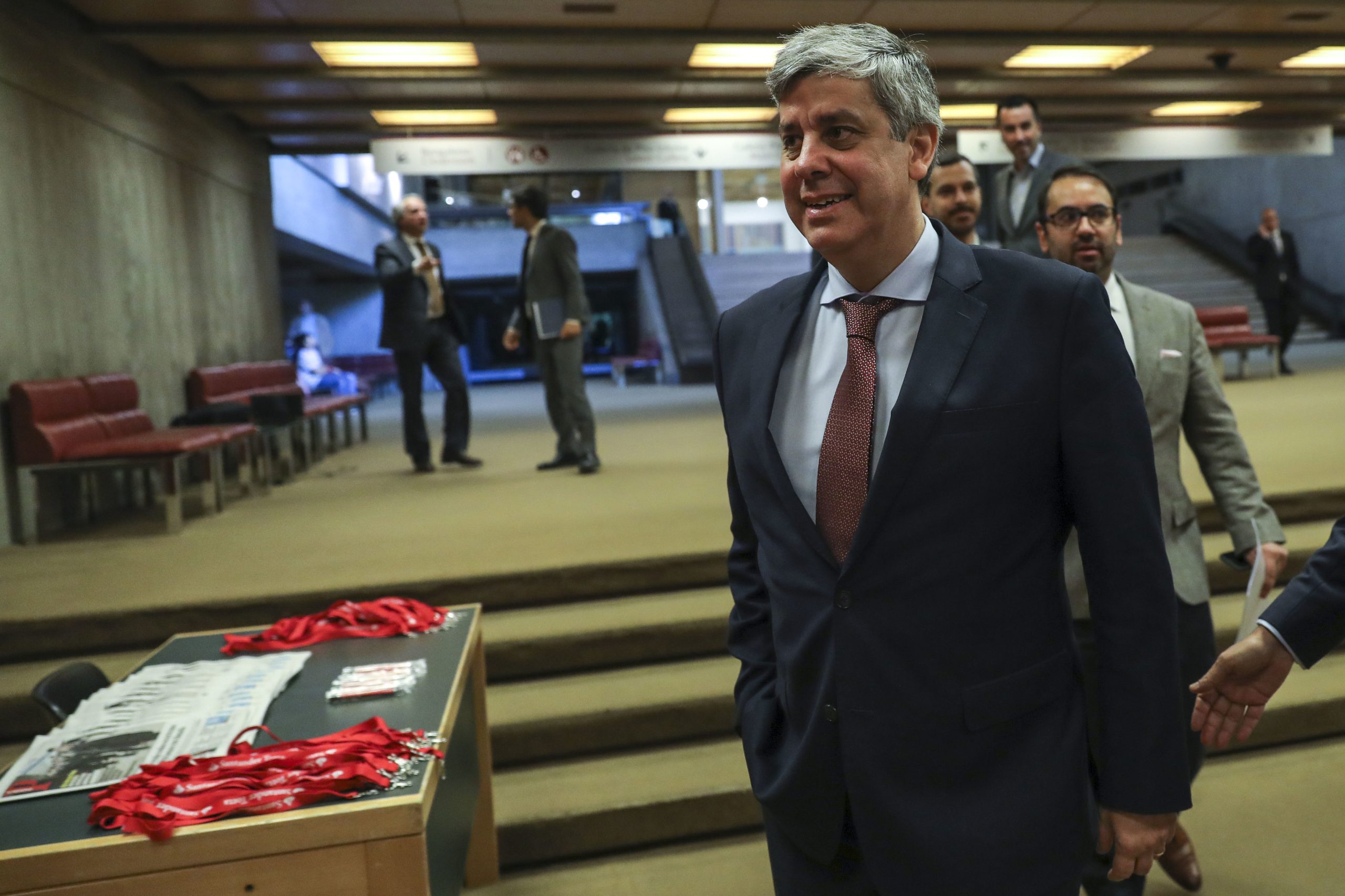 OE2019: Ministro das Finanças afirma que investimento cresceu 34% até outubro