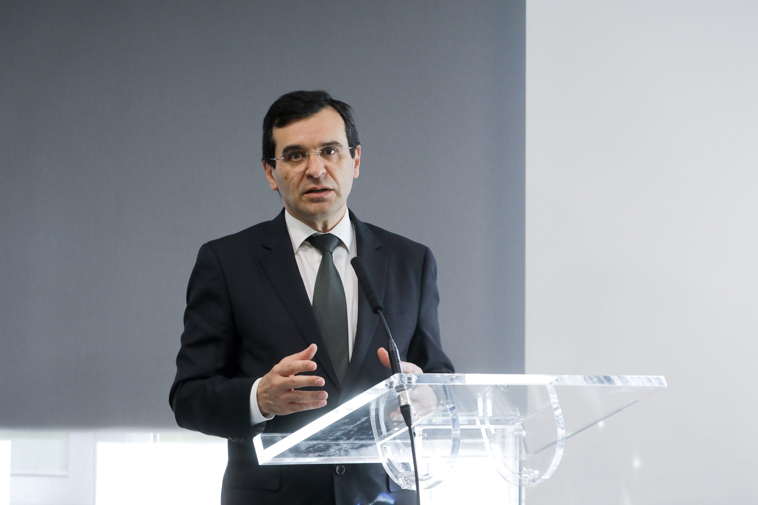 Ministro da Saúde diz que Portugal tem muito pouco trabalho feito na área das demências