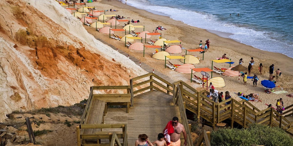 Atenção se está no Algarve: praias de Altura-Alagoa, Praia Verde-Lago e Praia Verde interditas a banhos