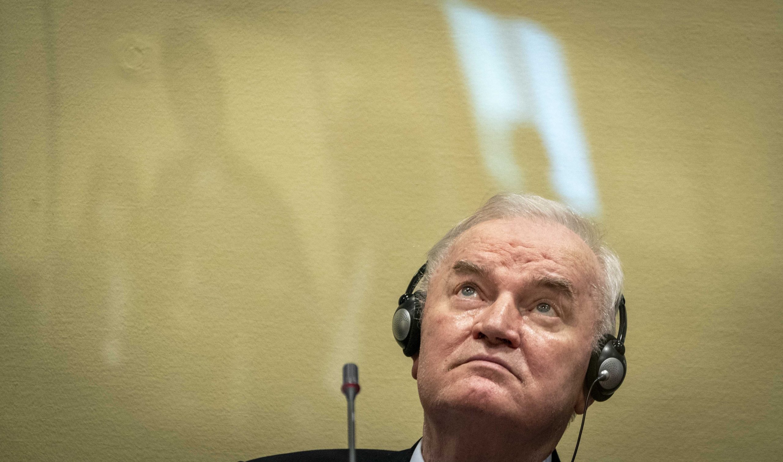 Tribunal de Haia confirma condenação à prisão perpétua de Ratko Mladic, o “carniceiro dos Balcãs”