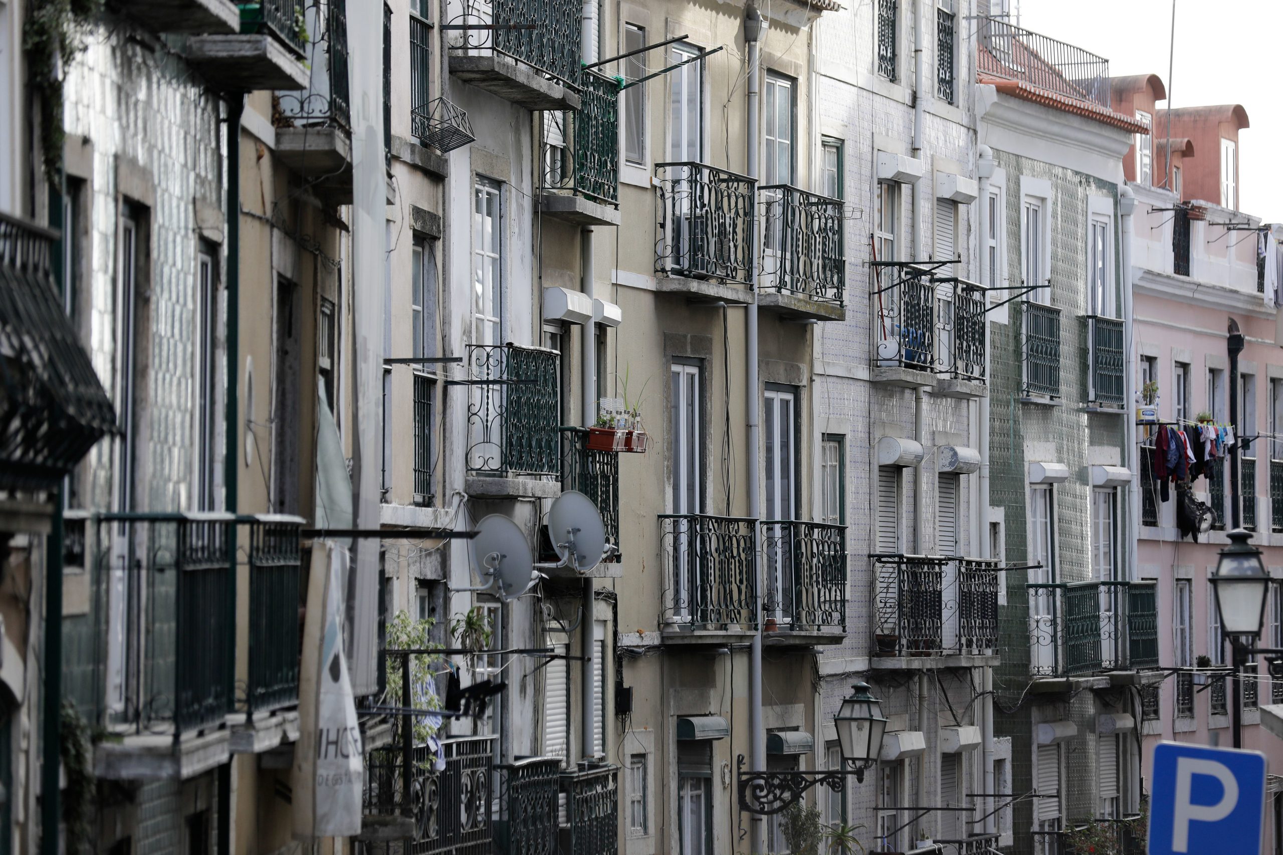 Crédito à habitação: Prestação paga ao banco desce ligeiramente este mês