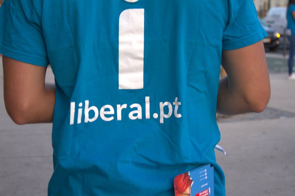 A página (e os fãs) era de apoio a António Costa. Agora a Iniciativa Liberal vai ter que começar uma página do zero