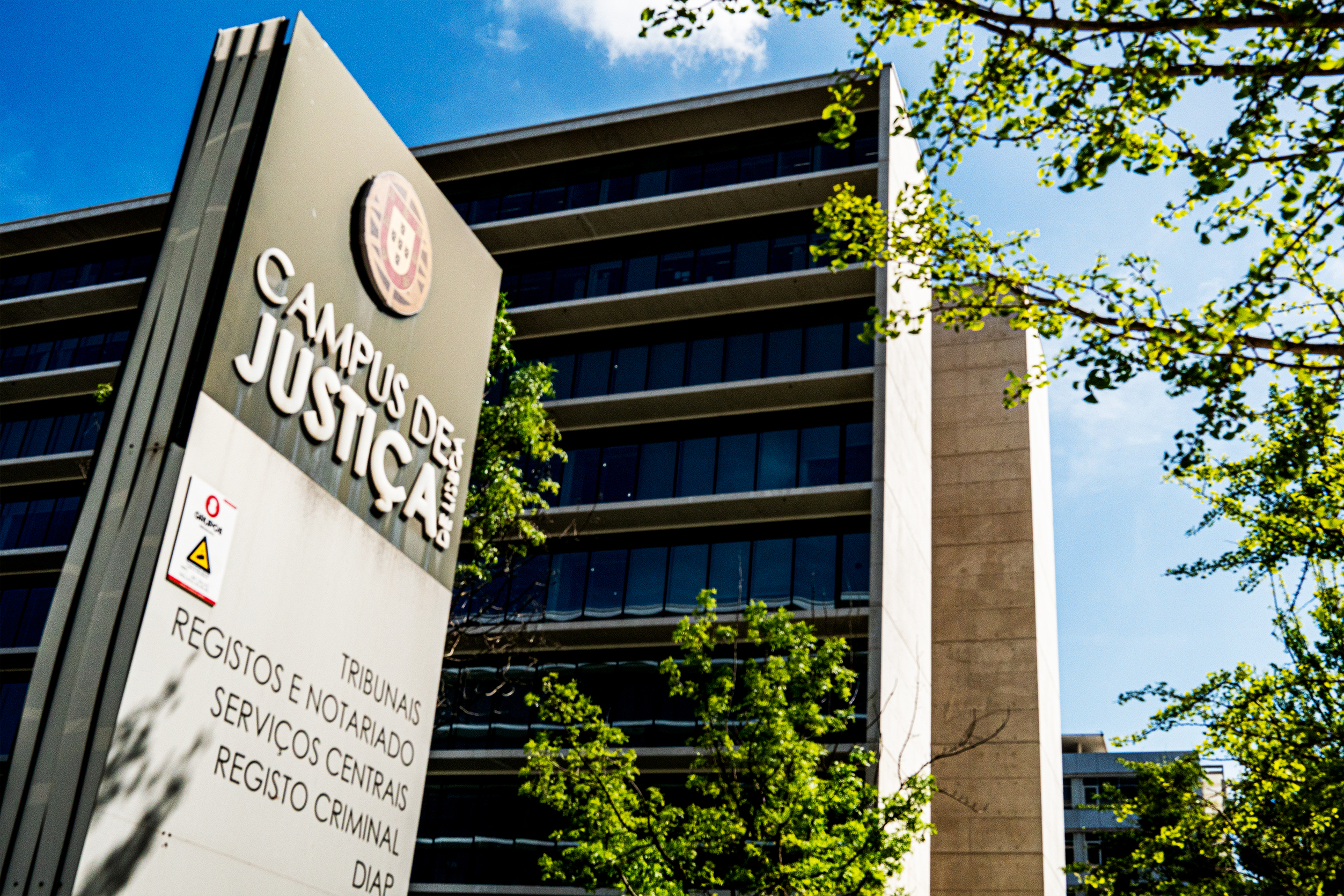 Magistrados do MP apontam “desinvestimento e media” como prejucidiais para a imagem da justiça
