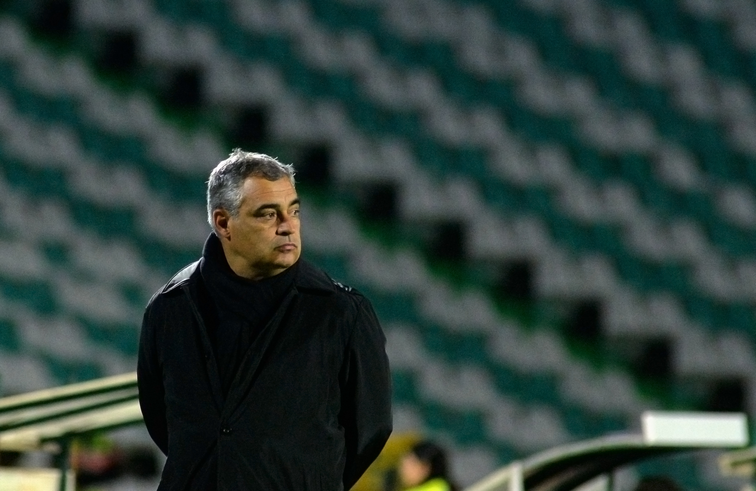 José Couceiro quer surpreender Sporting “mais forte e confiante desta época”