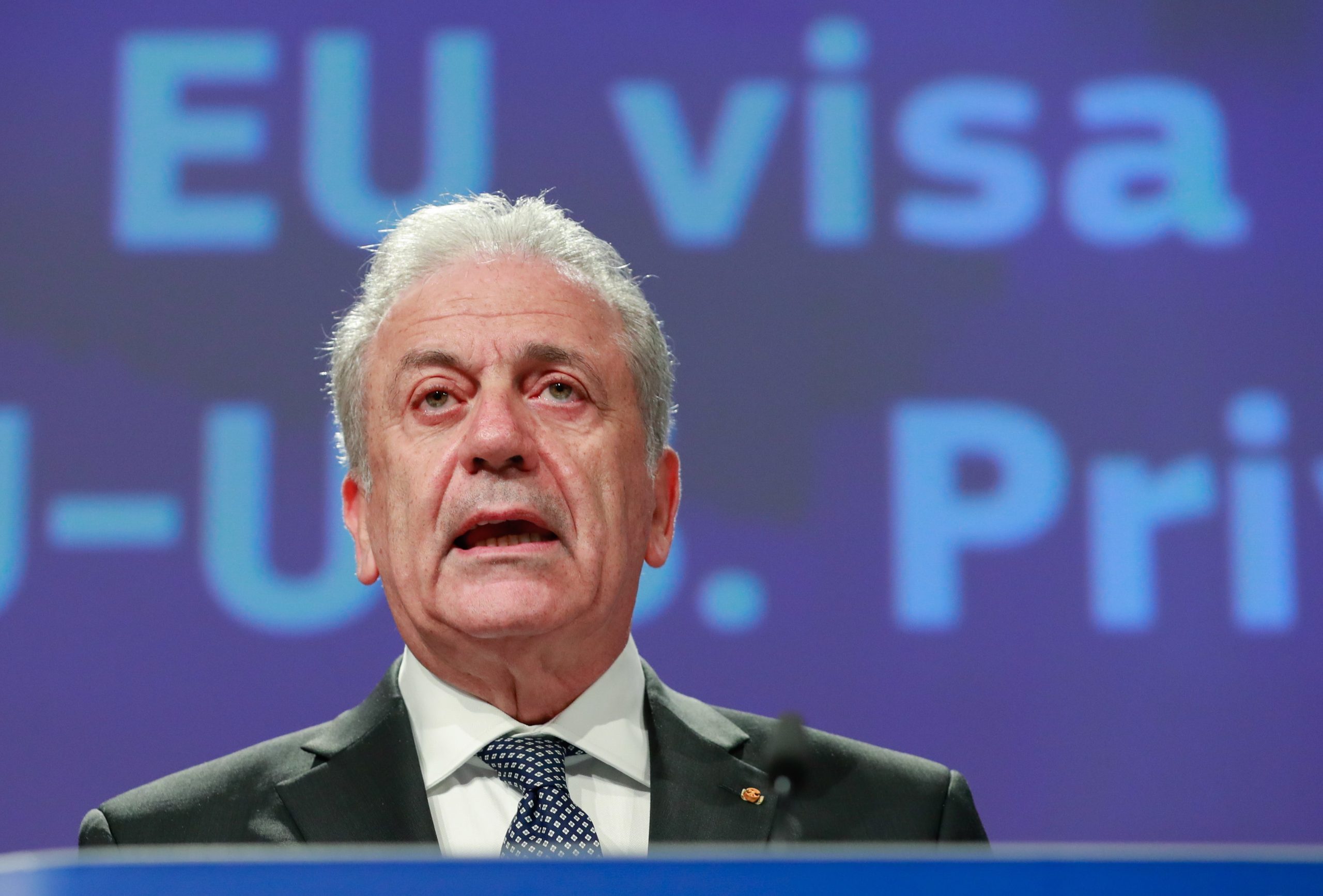 Bruxelas elogia Portugal e Estados-membros que vão acolher migrantes