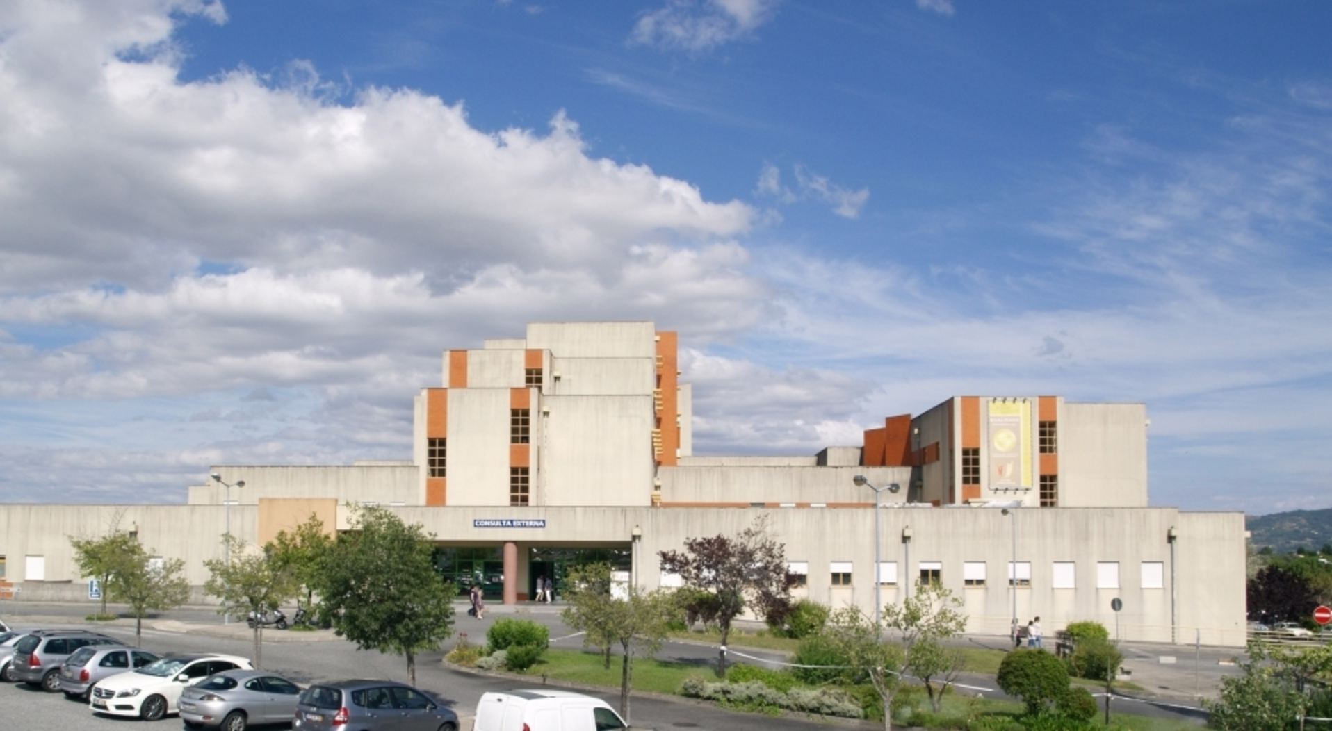 Centro Hospitalar Universitário Cova da Beira lança aplicação para utentes