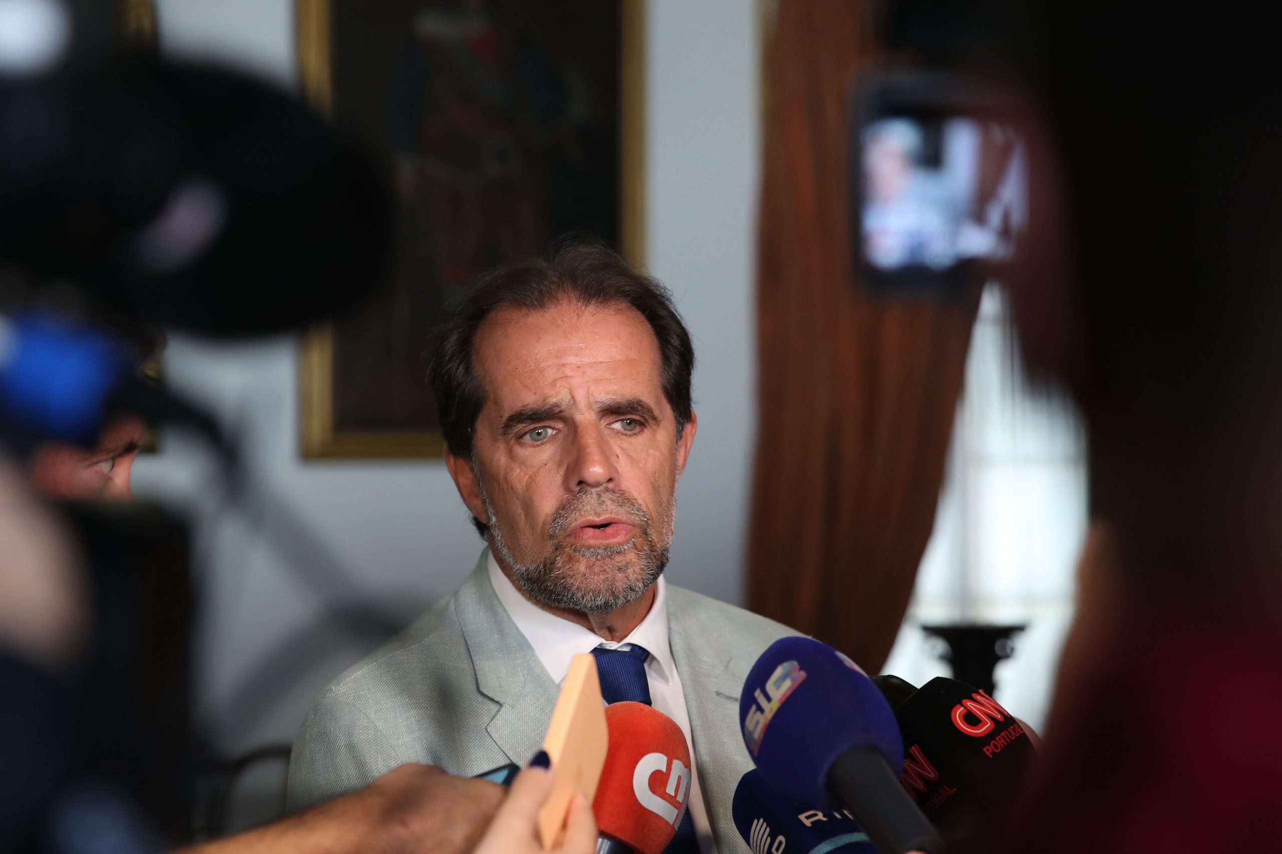 Albuquerque conta com apoio do PSD nacional e defendeu eleições rapidamente