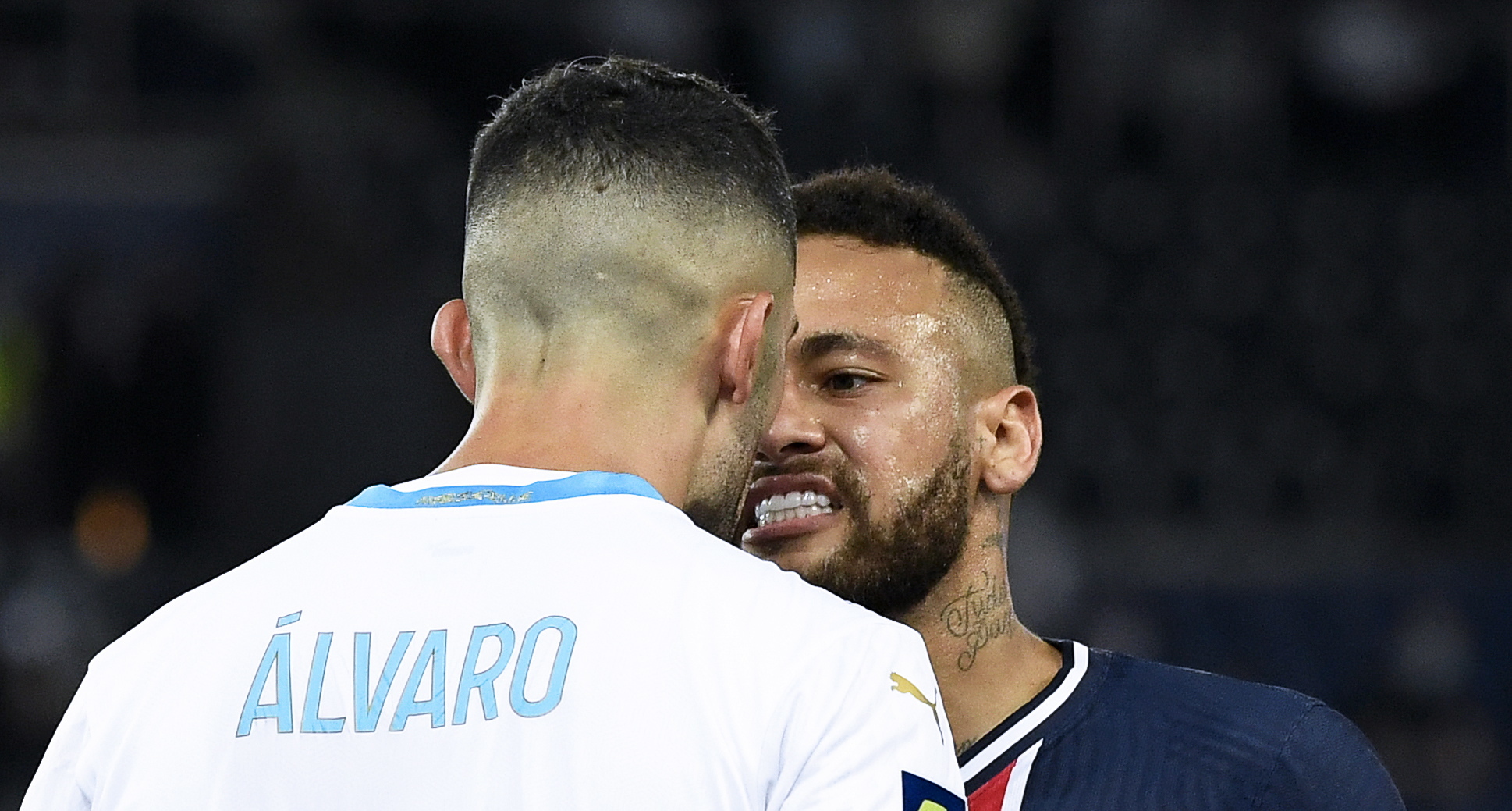 Governo brasileiro solidariza-se com Neymar e protesta contra racismo