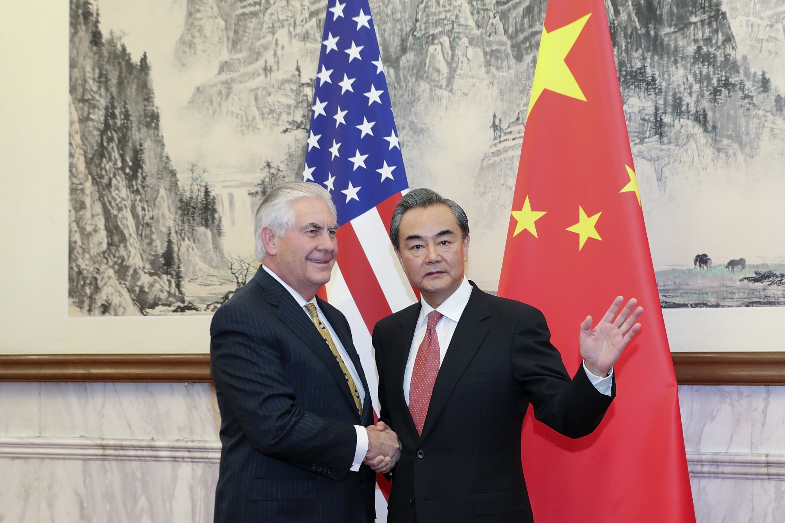 Secretário de Estado dos EUA discute com Governo chinês estratégia para lidar com Coreia do Norte